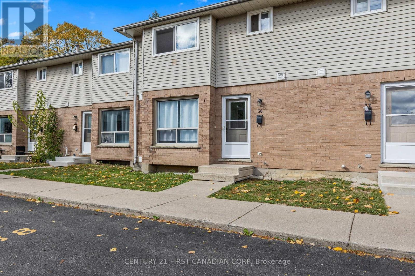 36 - 595 Third Street, London East, Ontario  N6B 1R4 - Photo 2 - X12794608