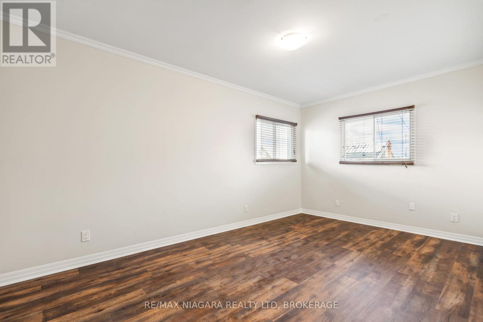 57 Lorne Street, St. Catharines, Ontario  L2P 3C5 - Photo 12 - X12794524