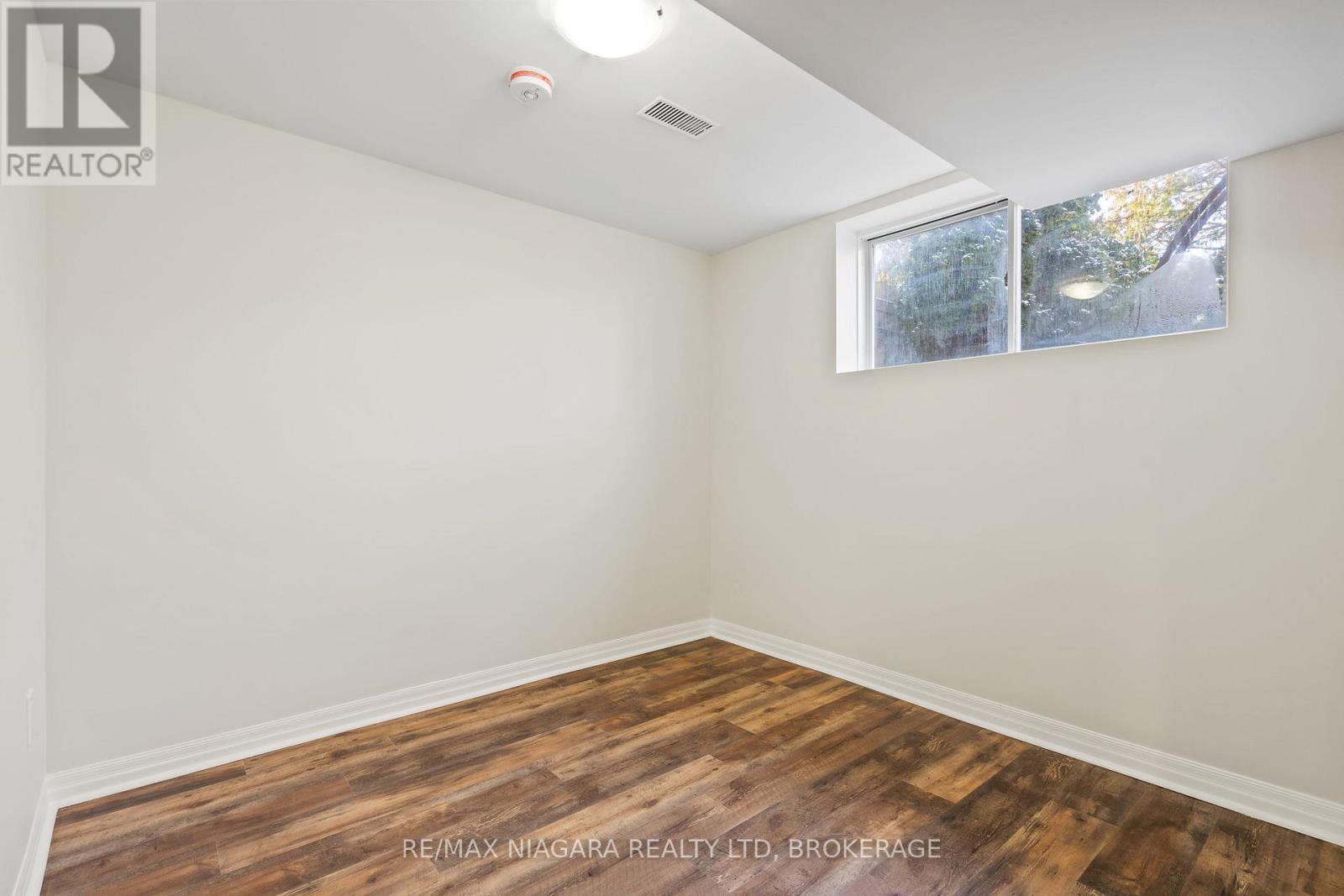 57 Lorne Street, St. Catharines, Ontario  L2P 3C5 - Photo 21 - X12794524