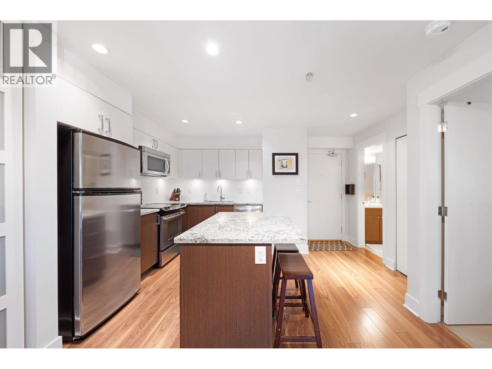 213 85 Eighth Avenue, New Westminster, British Columbia  V3L 0E9 - Photo 12 - R3090344