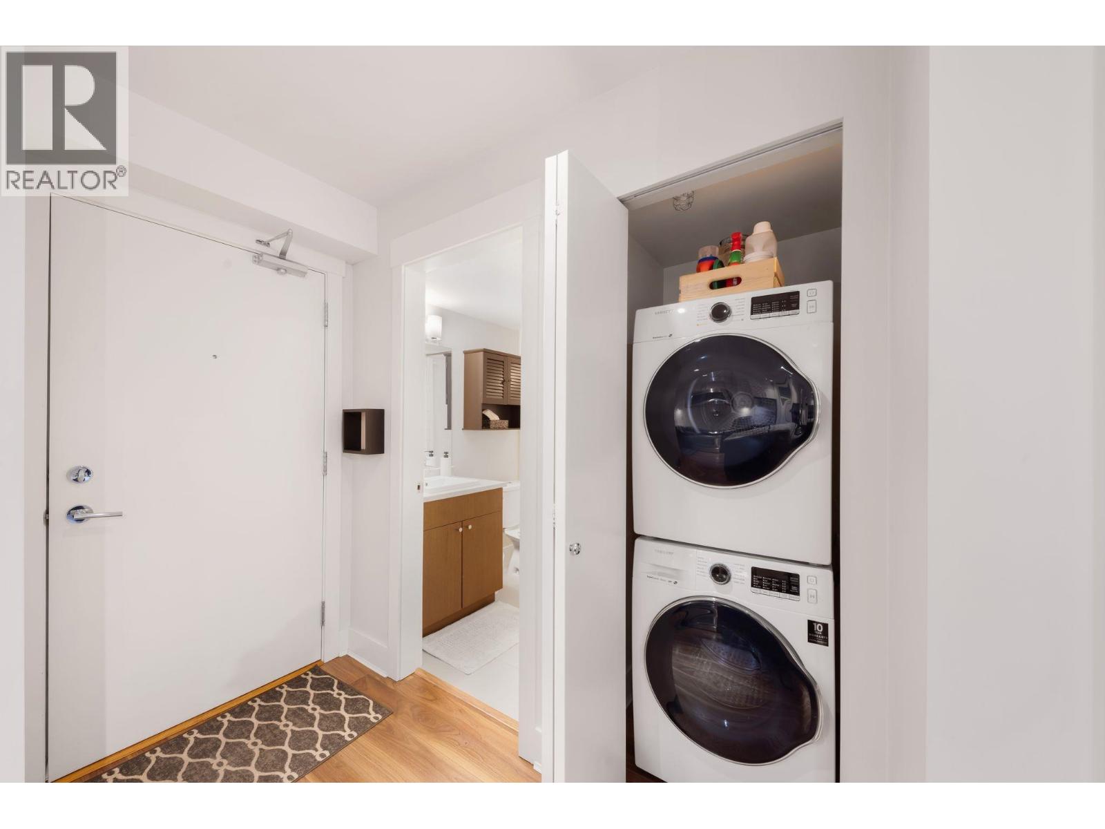 213 85 Eighth Avenue, New Westminster, British Columbia  V3L 0E9 - Photo 6 - R3090344