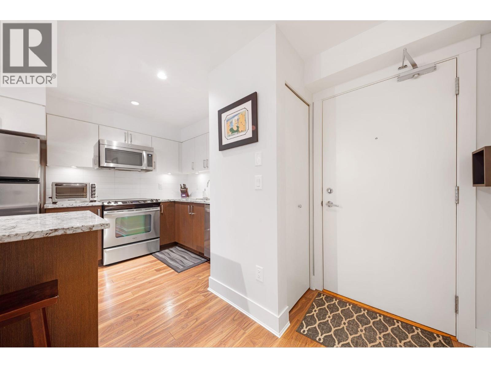 213 85 Eighth Avenue, New Westminster, British Columbia  V3L 0E9 - Photo 7 - R3090344