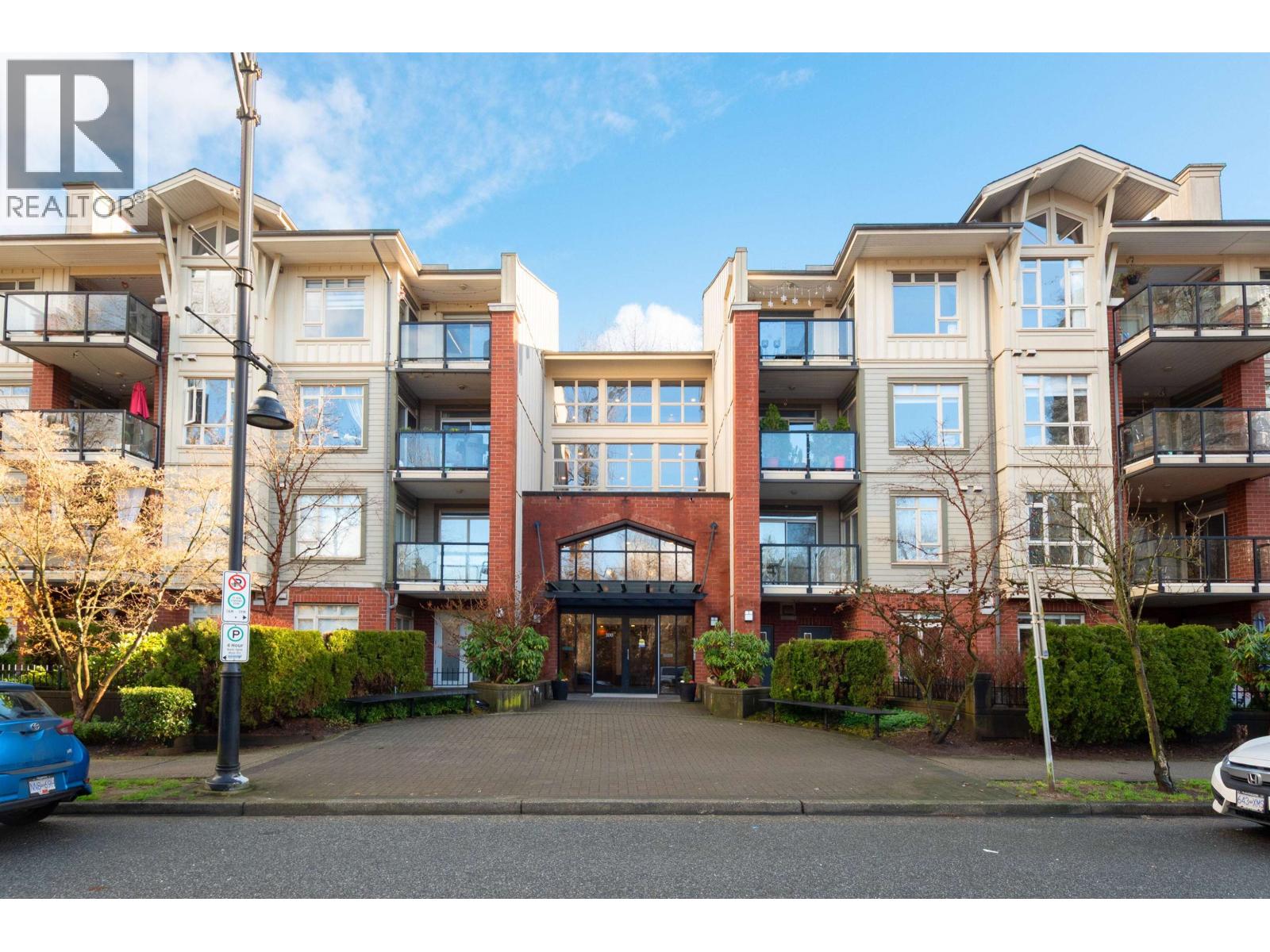 121 100 Capilano Road, Port Moody, British Columbia  V3H 5M9 - Photo 1 - R3090351