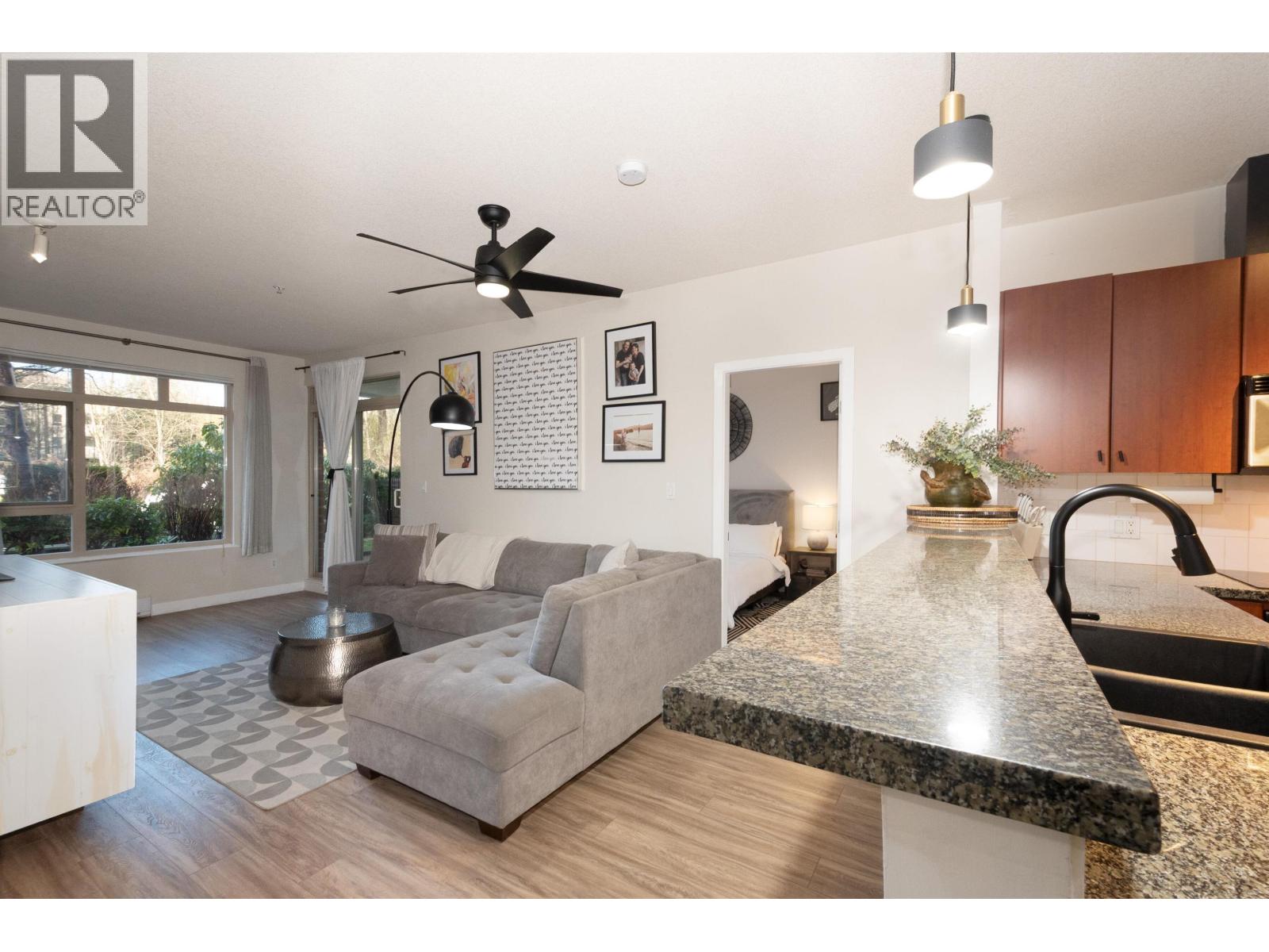 121 100 Capilano Road, Port Moody, British Columbia  V3H 5M9 - Photo 3 - R3090351