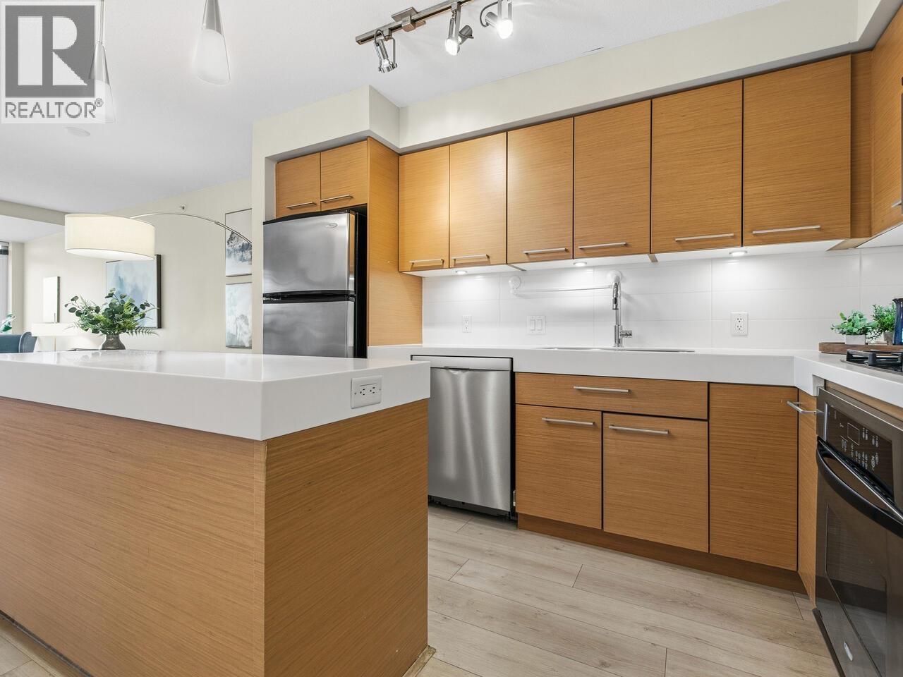 607 2770 Sophia Street, Vancouver, British Columbia  V5T 0A4 - Photo 3 - R3090353