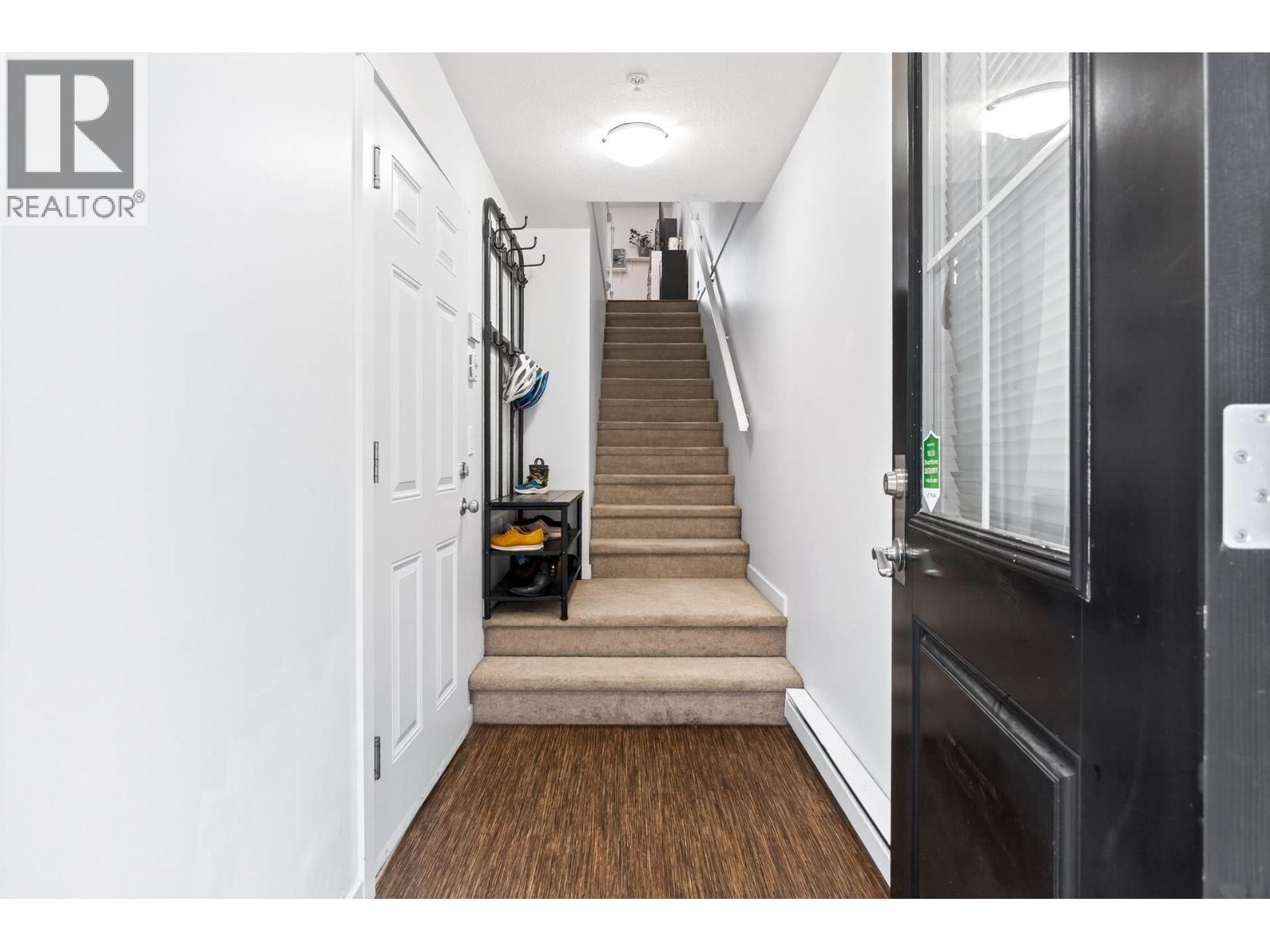 19 19572 Fraser Way, Pitt Meadows, British Columbia  V3Y 0A9 - Photo 3 - R3090356