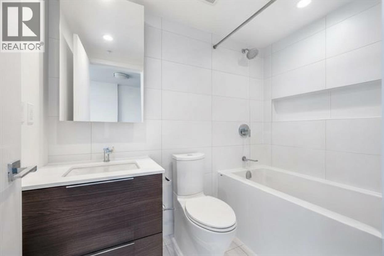 1305 450 Westview Street, Coquitlam, British Columbia  V3K 6C3 - Photo 9 - R3090411