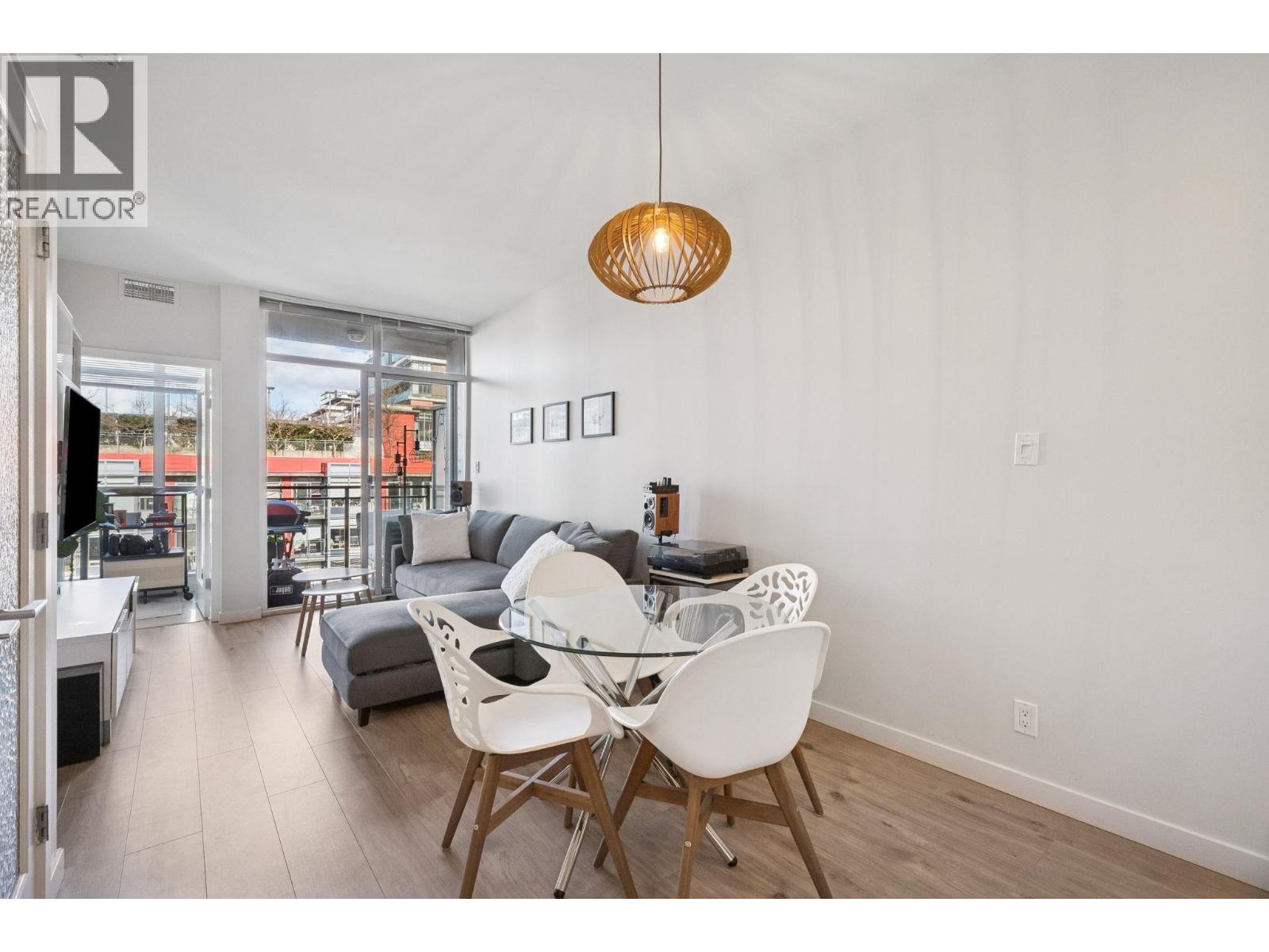 608 63 W 2nd Avenue, Vancouver, British Columbia  V5Y 0G8 - Photo 6 - R3090414