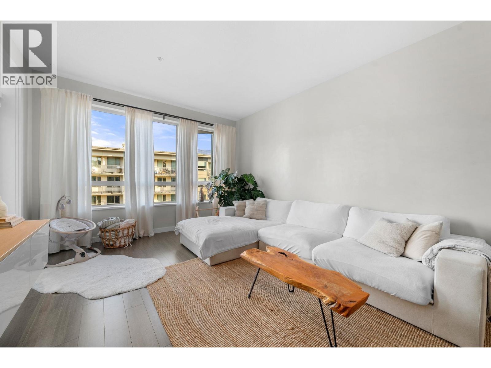 314 2663 Library Lane, North Vancouver, British Columbia  V7J 0B9 - Photo 3 - R3090433