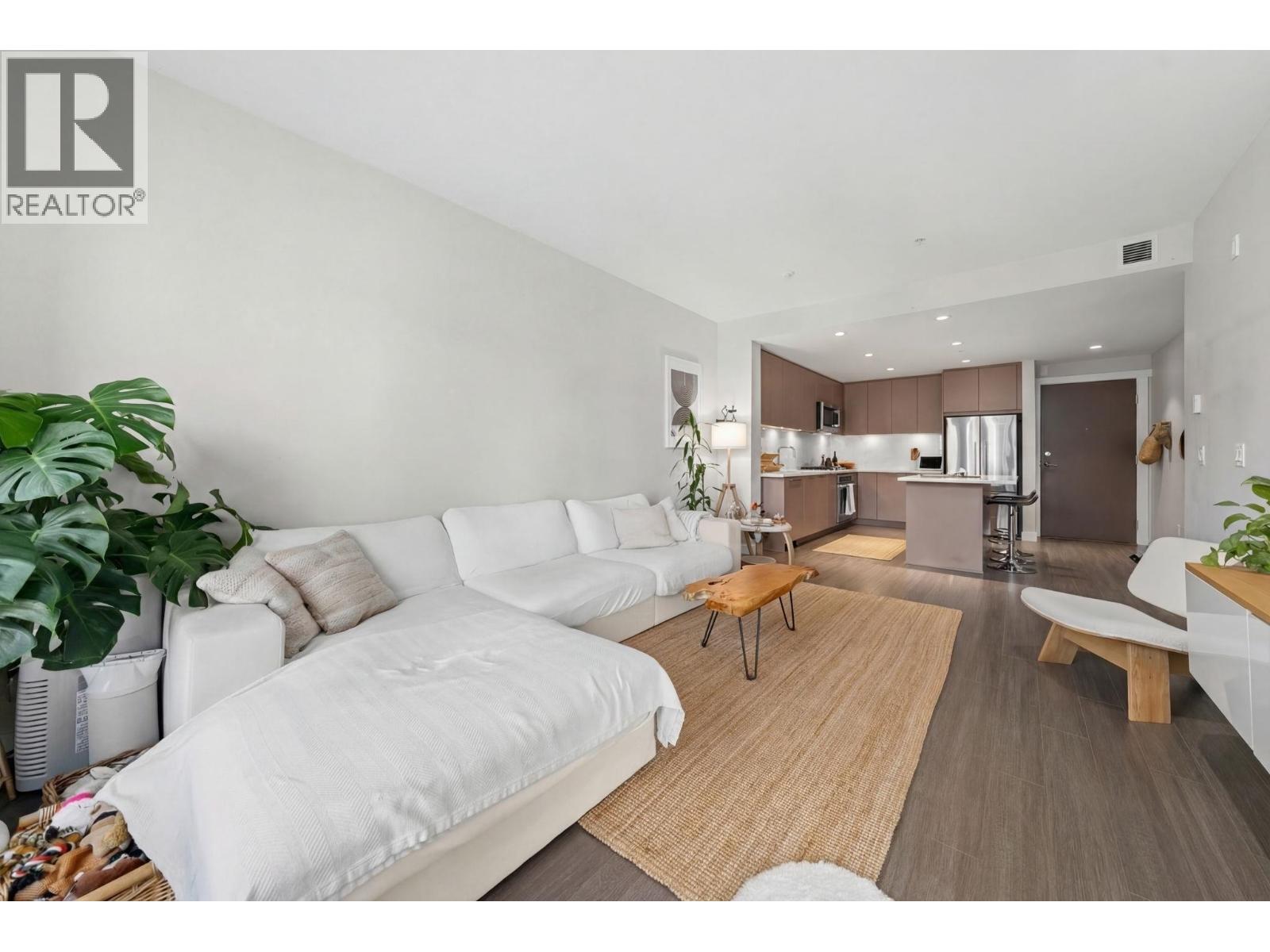 314 2663 Library Lane, North Vancouver, British Columbia  V7J 0B9 - Photo 4 - R3090433