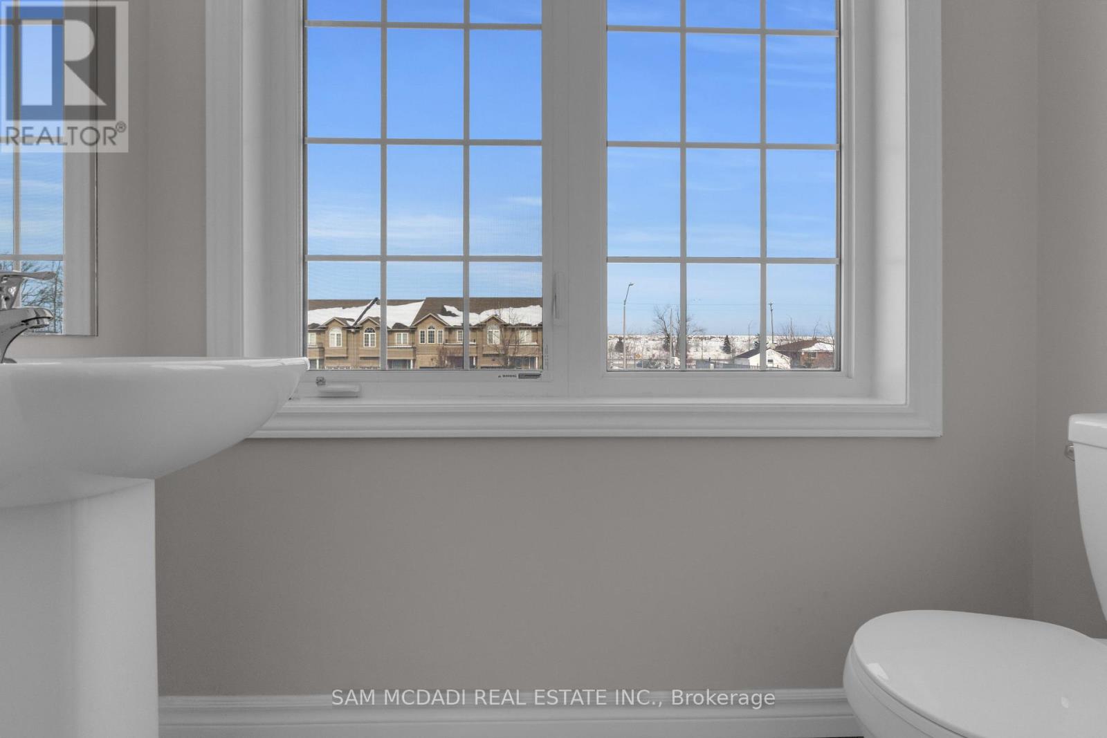 6 Mayland Trail, Hamilton, Ontario  L8J 0G4 - Photo 12 - X12778738