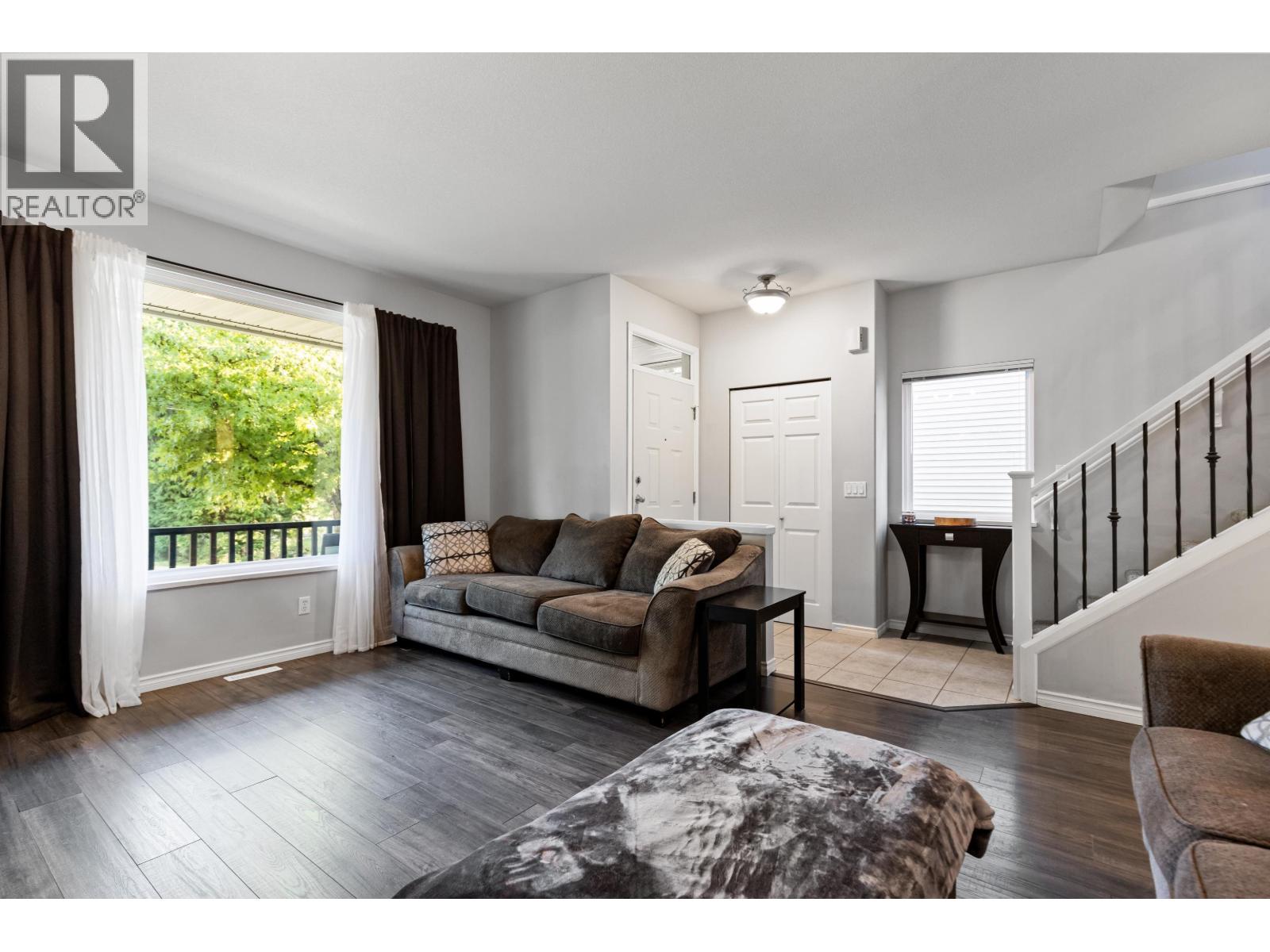 24107 102 Avenue, Maple Ridge, British Columbia  V2W 2A2 - Photo 5 - R3090346