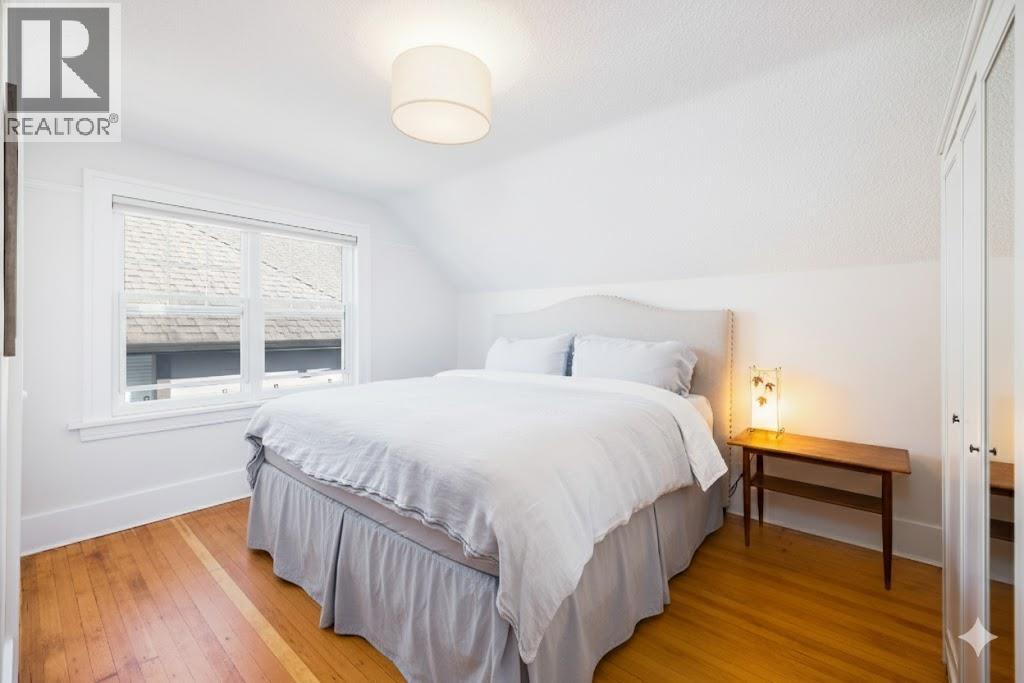 404 E 15th Street, North Vancouver, British Columbia  V7L 2R8 - Photo 21 - R3090393