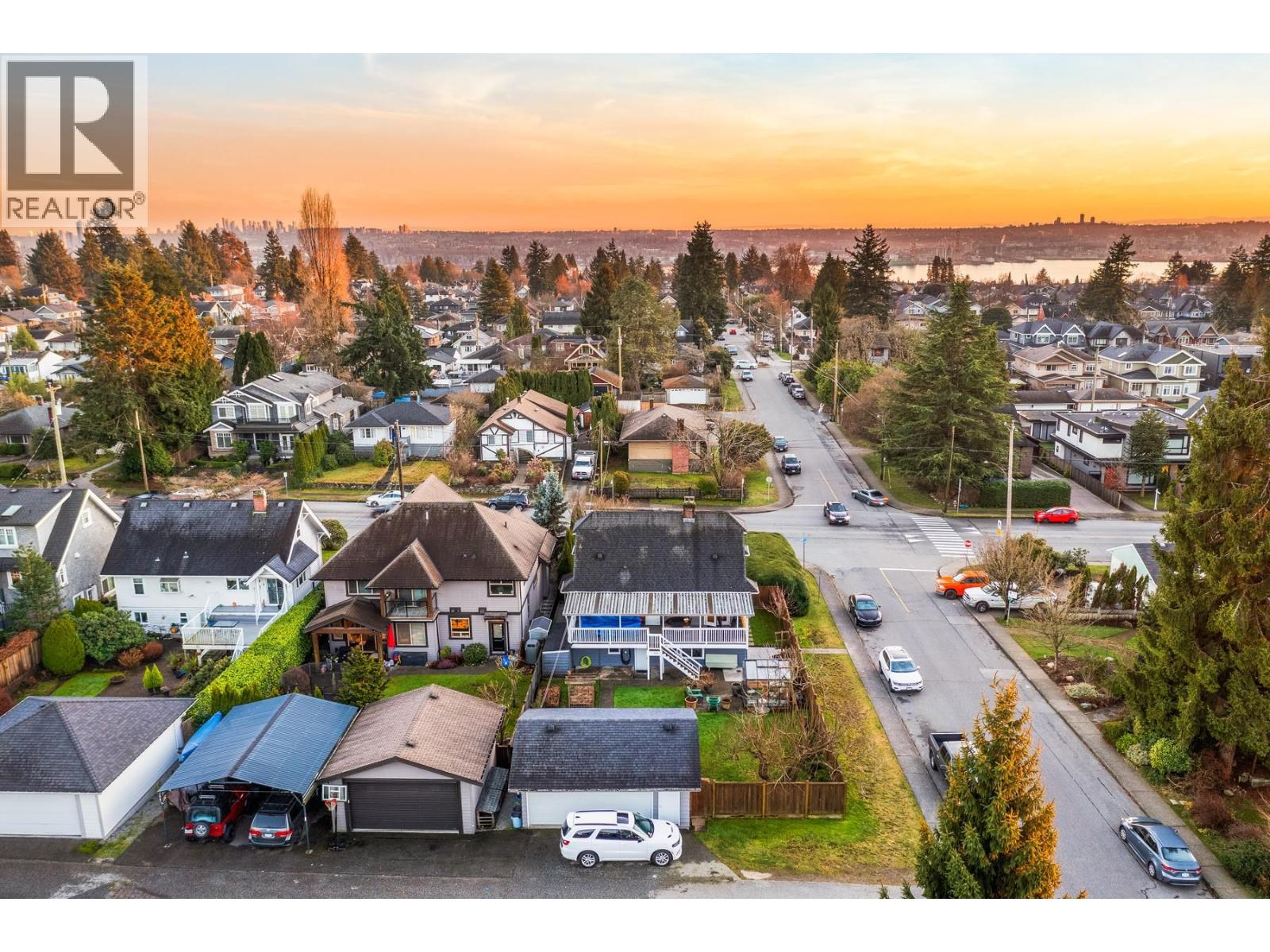 404 E 15th Street, North Vancouver, British Columbia  V7L 2R8 - Photo 40 - R3090393