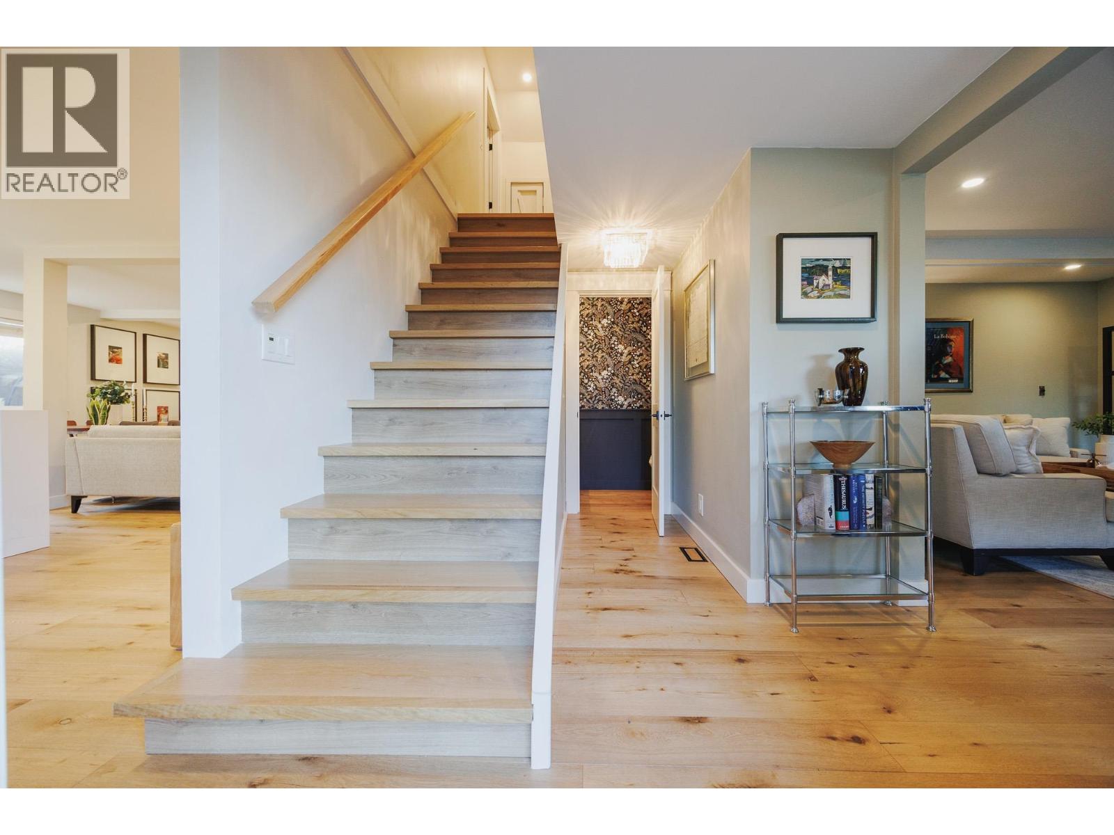 12523 Blackstock Street, Maple Ridge, British Columbia  V2X 5N7 - Photo 3 - R3090409