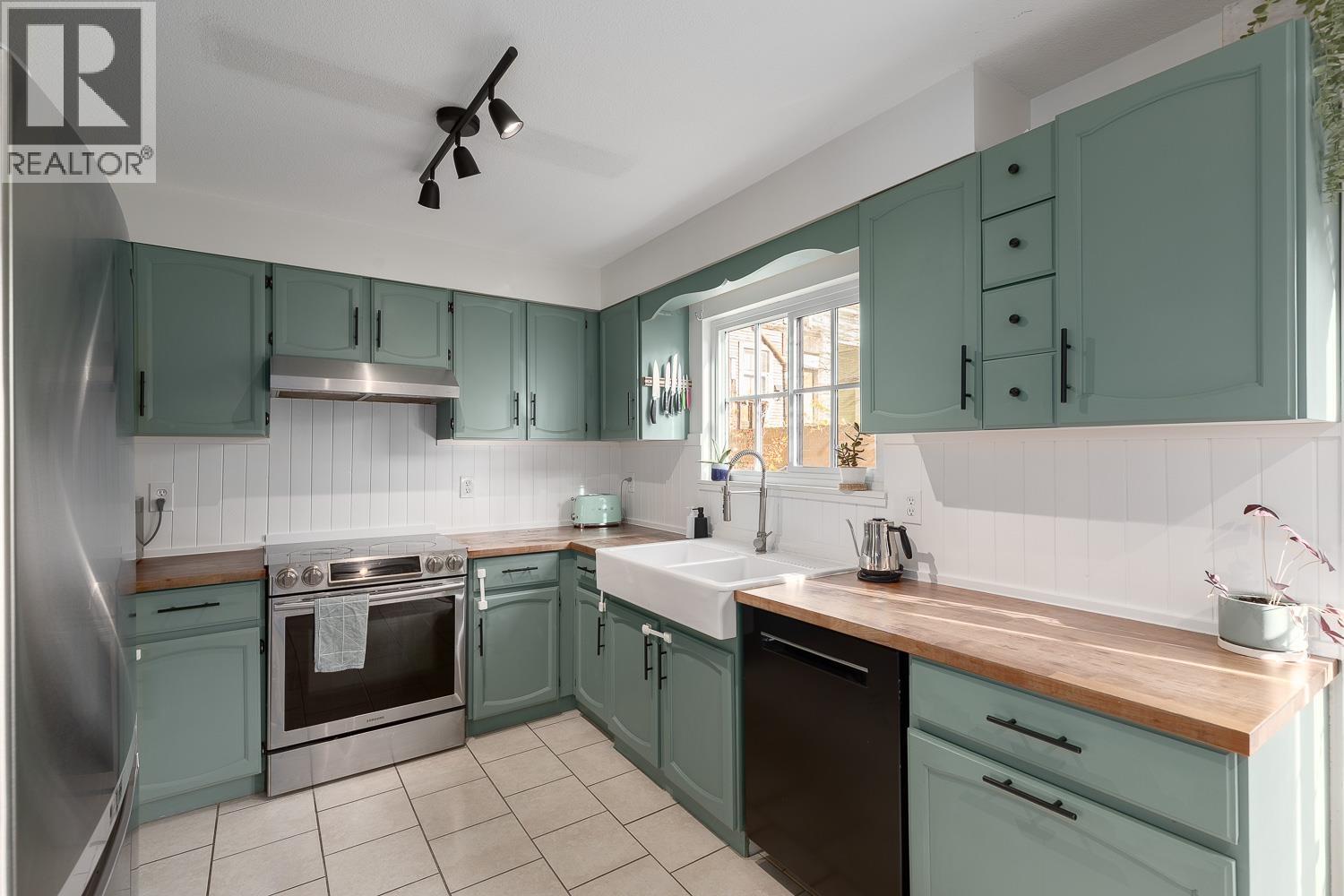 726 Vernon Drive, Vancouver, British Columbia  V6A 3N9 - Photo 15 - R3090410