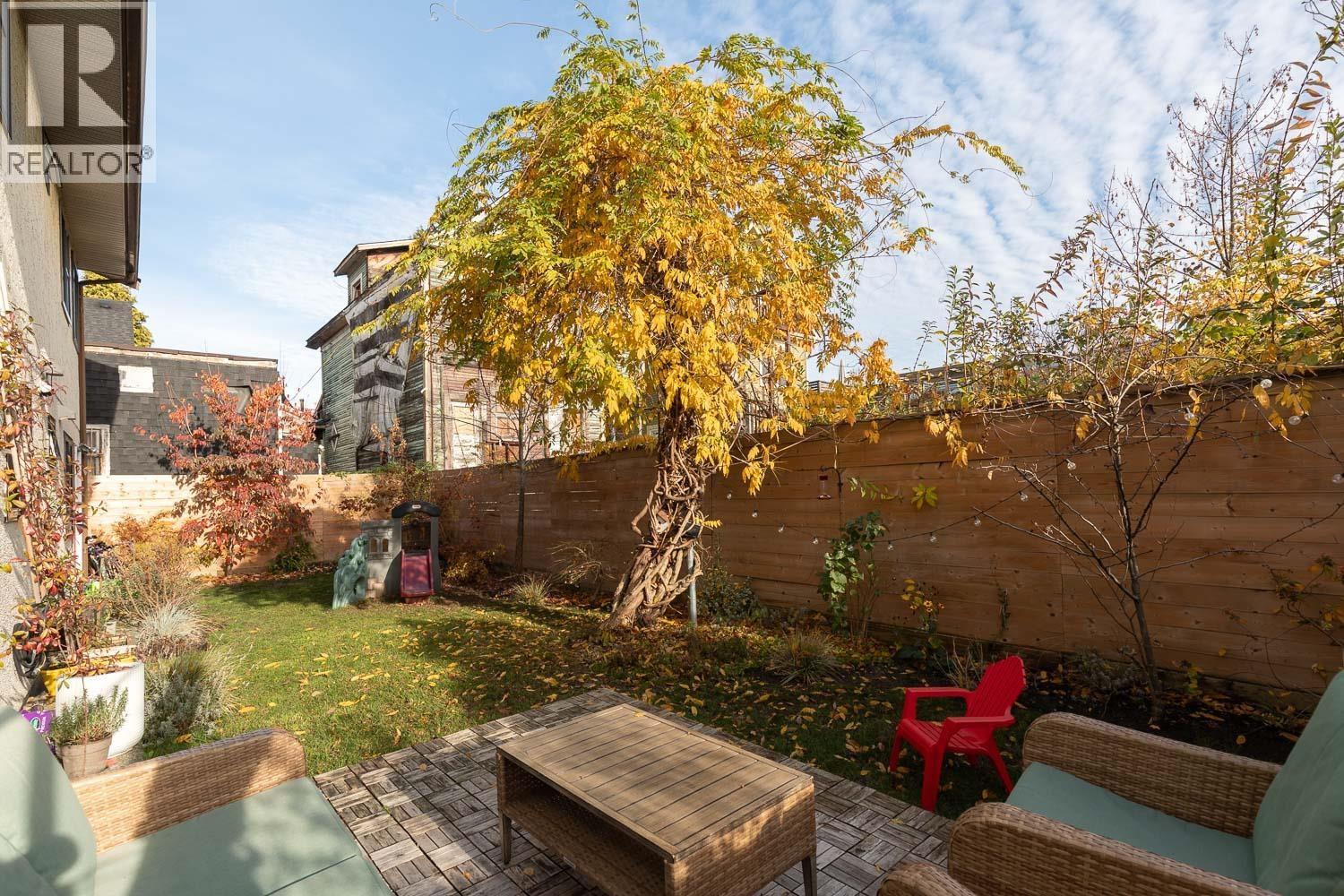 726 Vernon Drive, Vancouver, British Columbia  V6A 3N9 - Photo 35 - R3090410