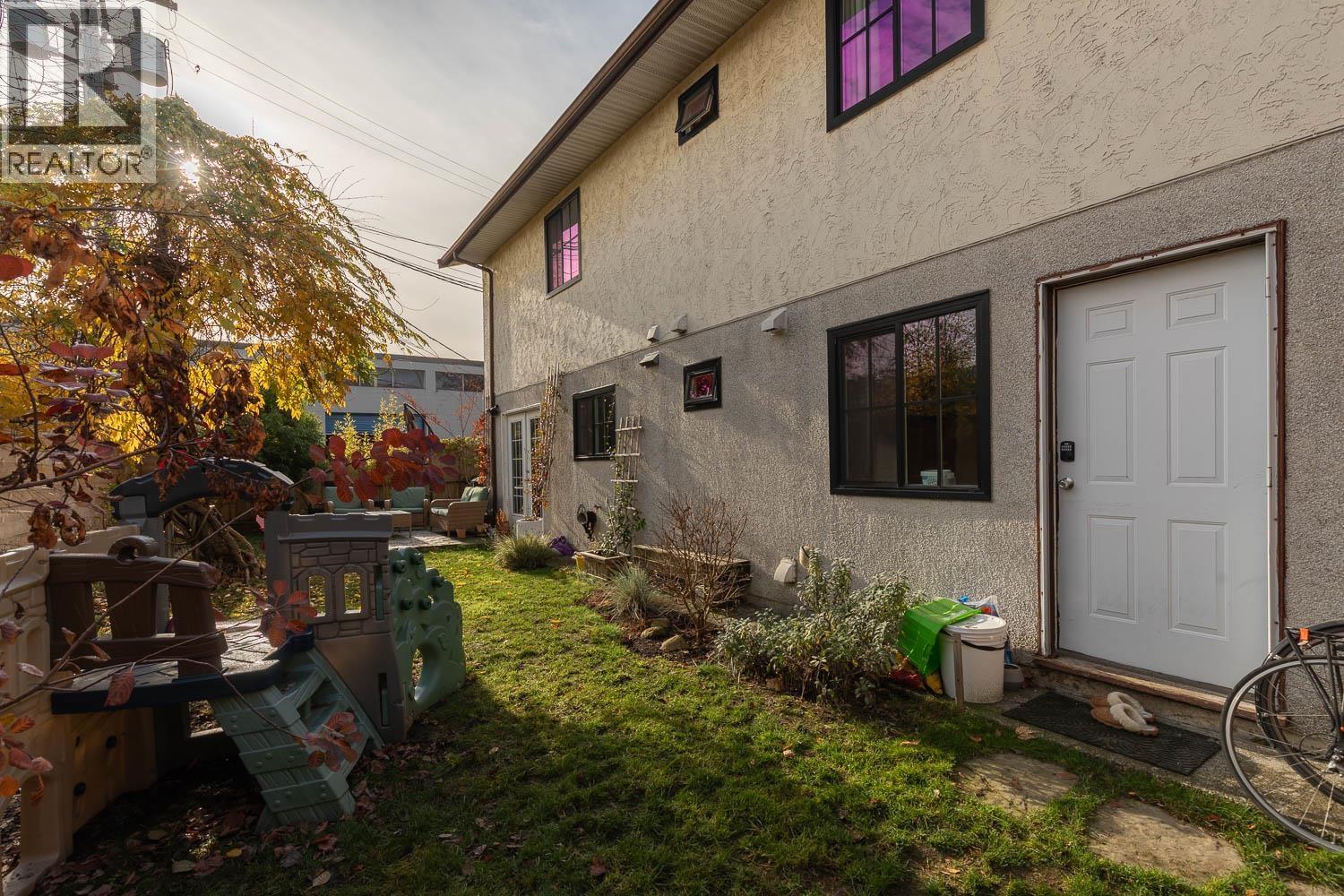 726 Vernon Drive, Vancouver, British Columbia  V6A 3N9 - Photo 39 - R3090410