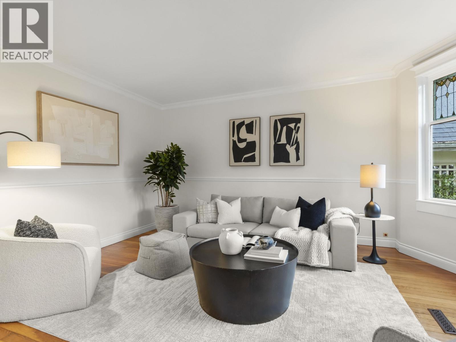 829 E 14th Avenue, Vancouver, British Columbia  V5T 2N5 - Photo 3 - R3090427