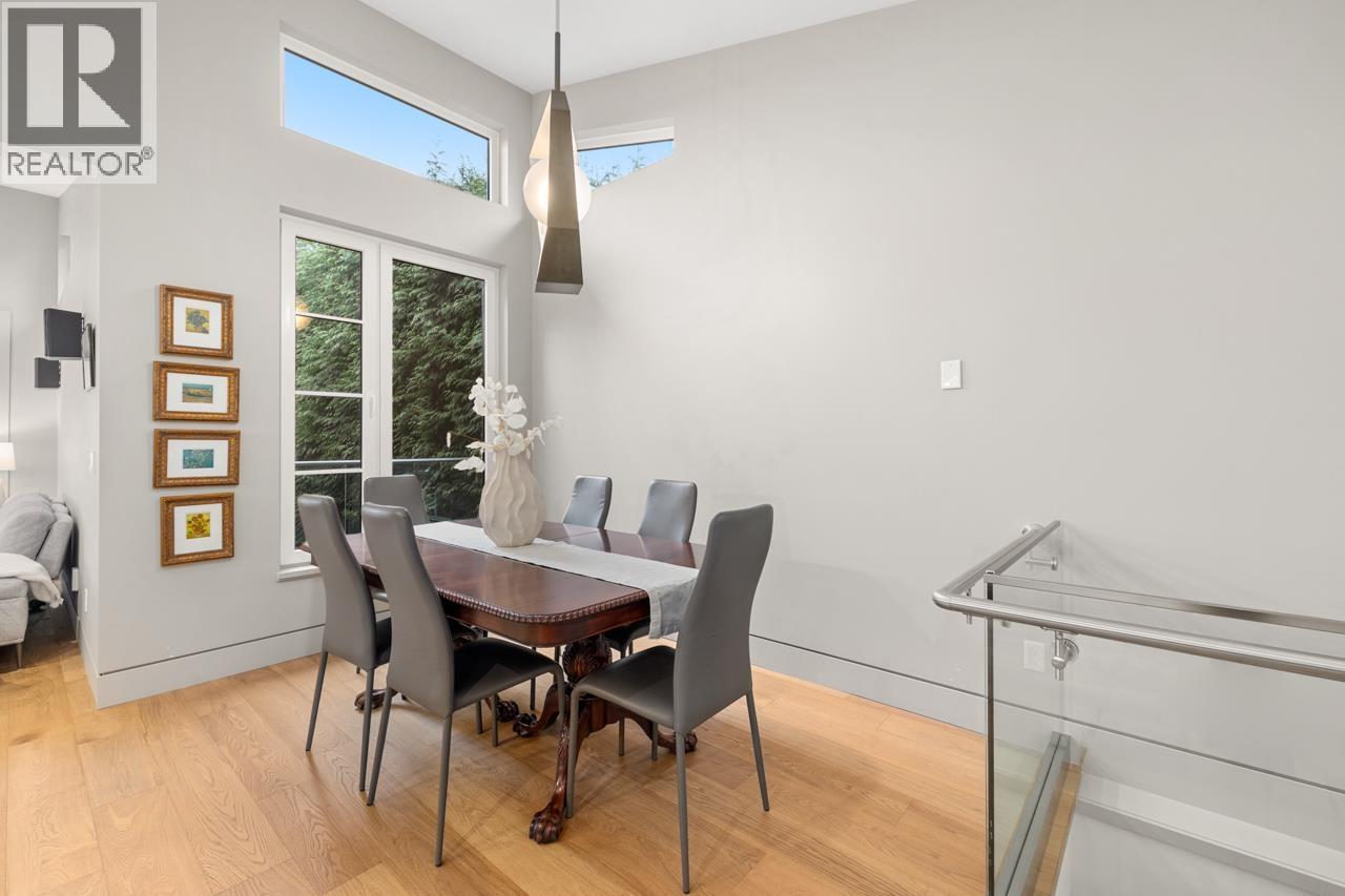 1269 Cloverley Street, North Vancouver, British Columbia  V7L 1N7 - Photo 12 - R3090441