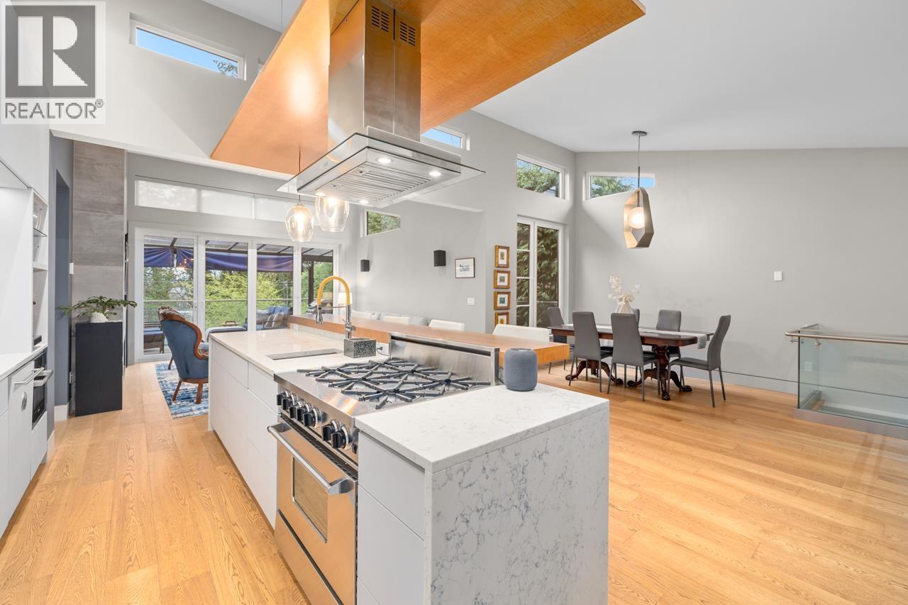 1269 Cloverley Street, North Vancouver, British Columbia  V7L 1N7 - Photo 14 - R3090441