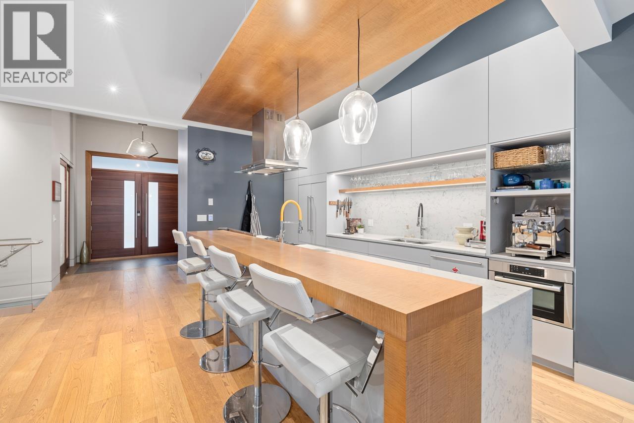 1269 Cloverley Street, North Vancouver, British Columbia  V7L 1N7 - Photo 15 - R3090441