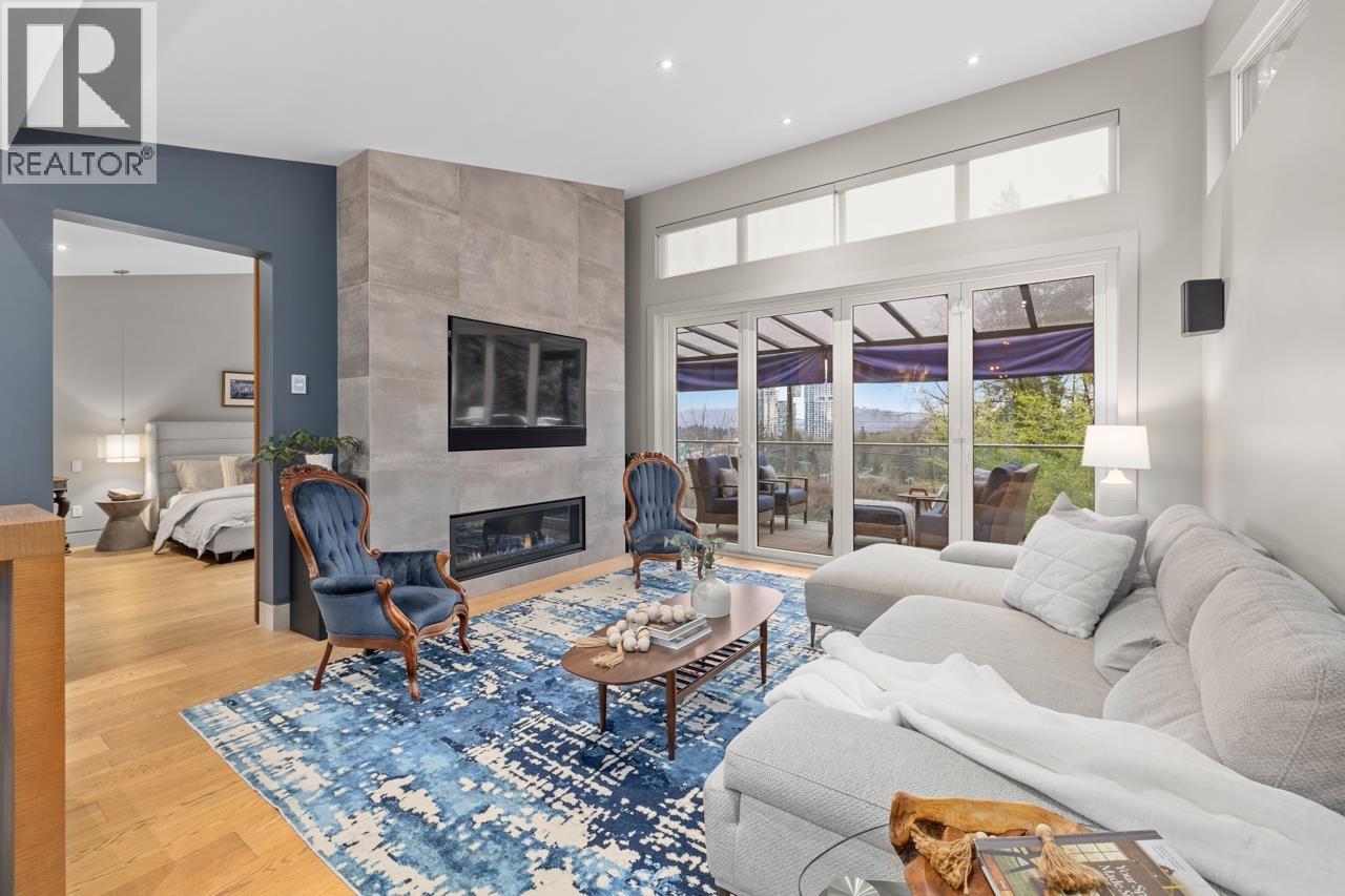 1269 Cloverley Street, North Vancouver, British Columbia  V7L 1N7 - Photo 5 - R3090441