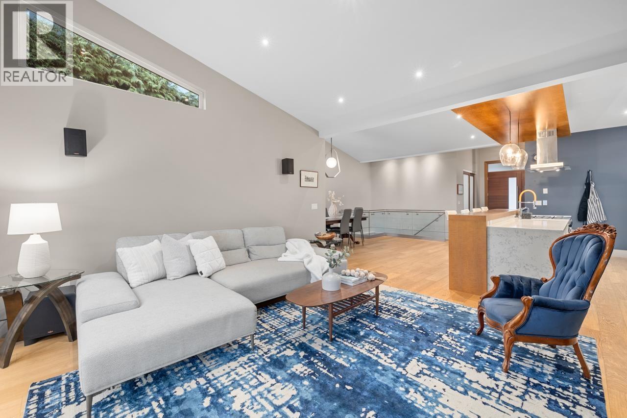 1269 Cloverley Street, North Vancouver, British Columbia  V7L 1N7 - Photo 7 - R3090441