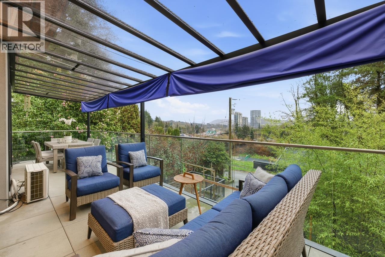 1269 Cloverley Street, North Vancouver, British Columbia  V7L 1N7 - Photo 9 - R3090441