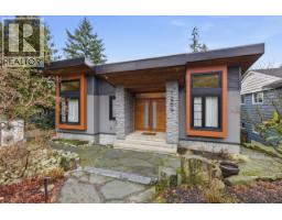 1269 CLOVERLEY STREET, North Vancouver, British Columbia