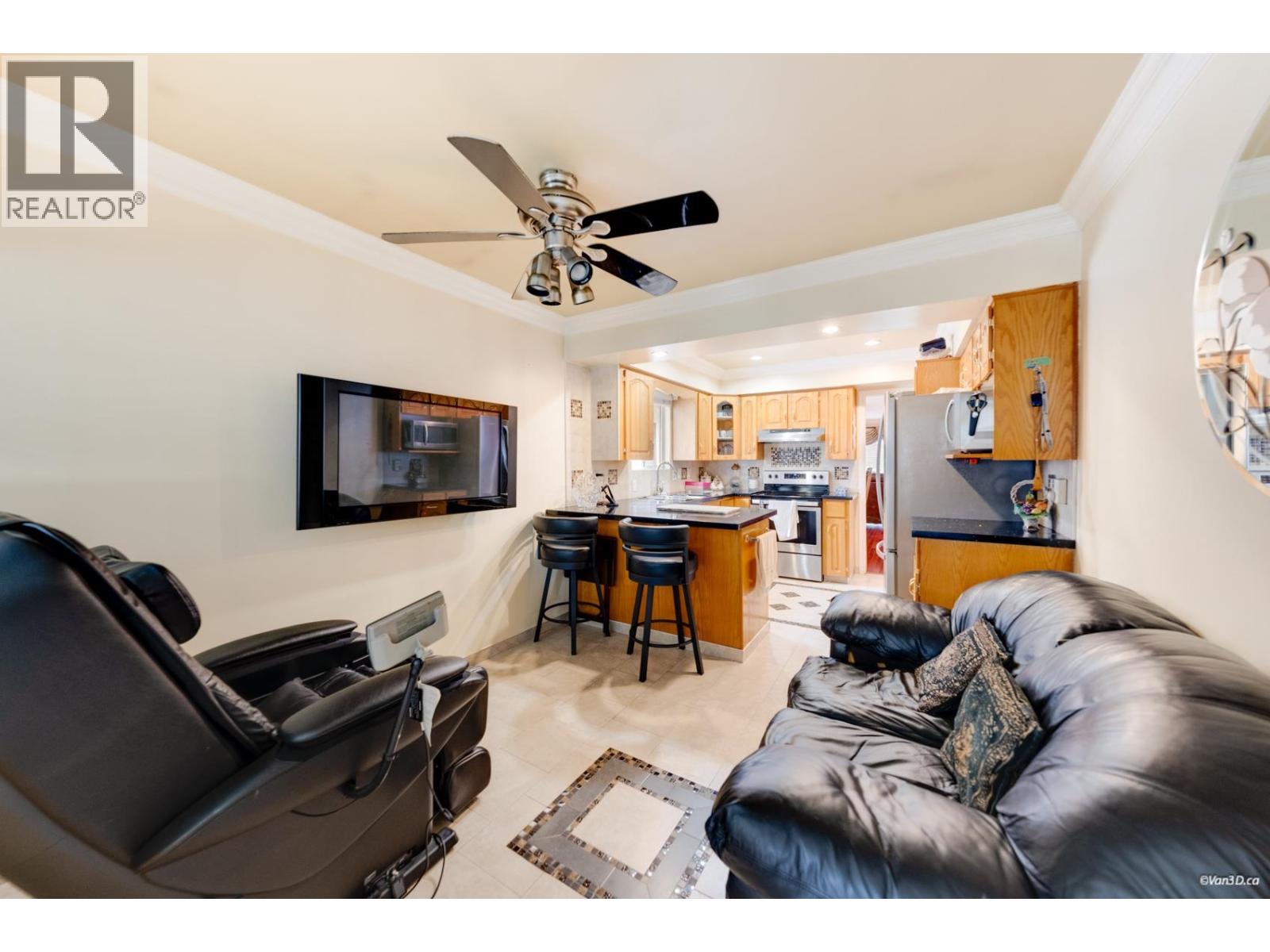 3450 Monmouth Avenue, Vancouver, British Columbia  V5R 5R9 - Photo 15 - R3090452