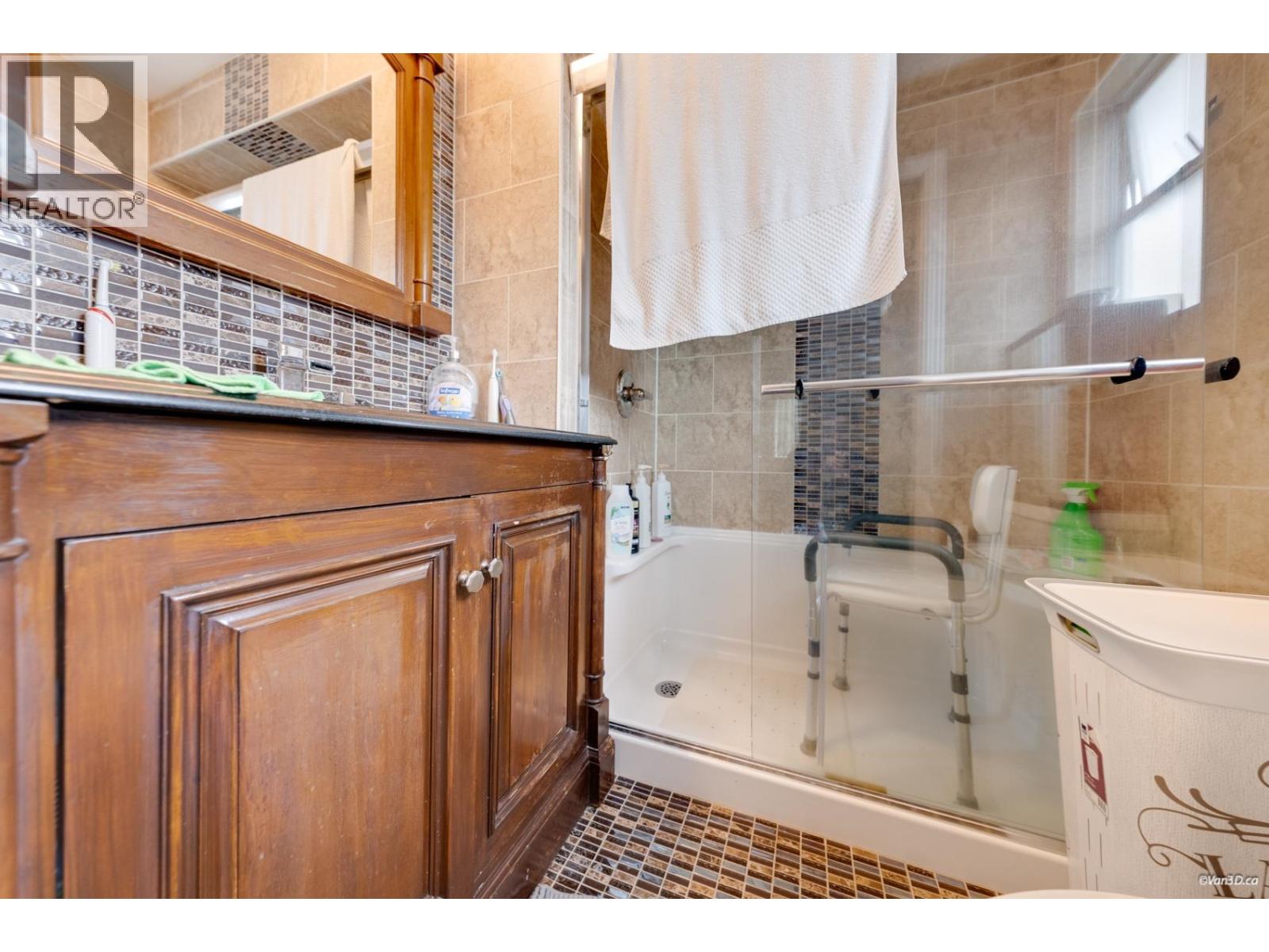 3450 Monmouth Avenue, Vancouver, British Columbia  V5R 5R9 - Photo 19 - R3090452