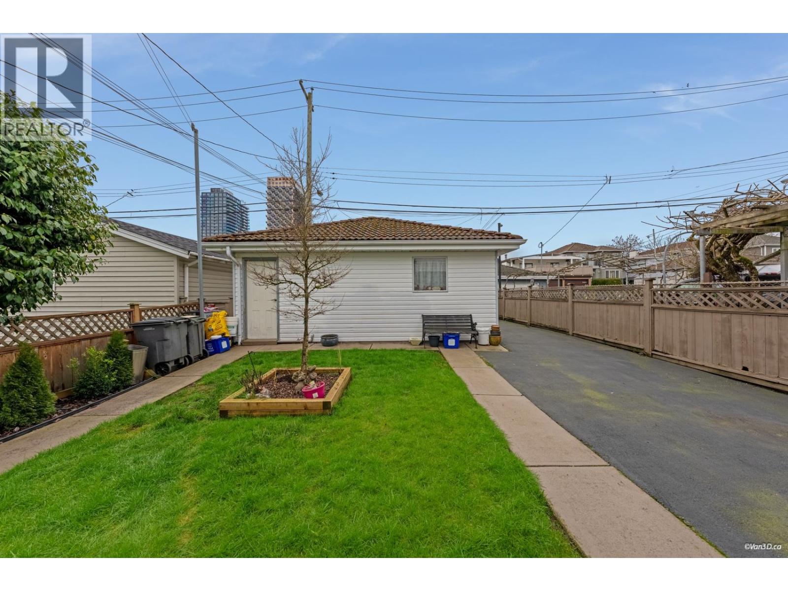 3450 Monmouth Avenue, Vancouver, British Columbia  V5R 5R9 - Photo 36 - R3090452