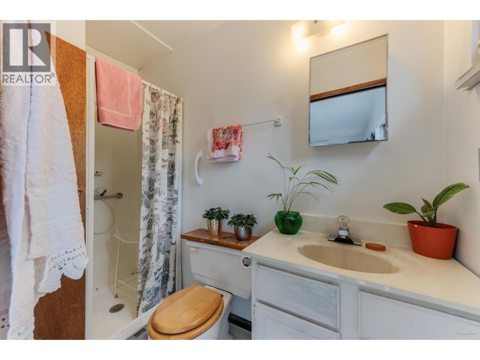 304 E King Edward Avenue, Vancouver, British Columbia  V5V 2C5 - Photo 10 - R3090458