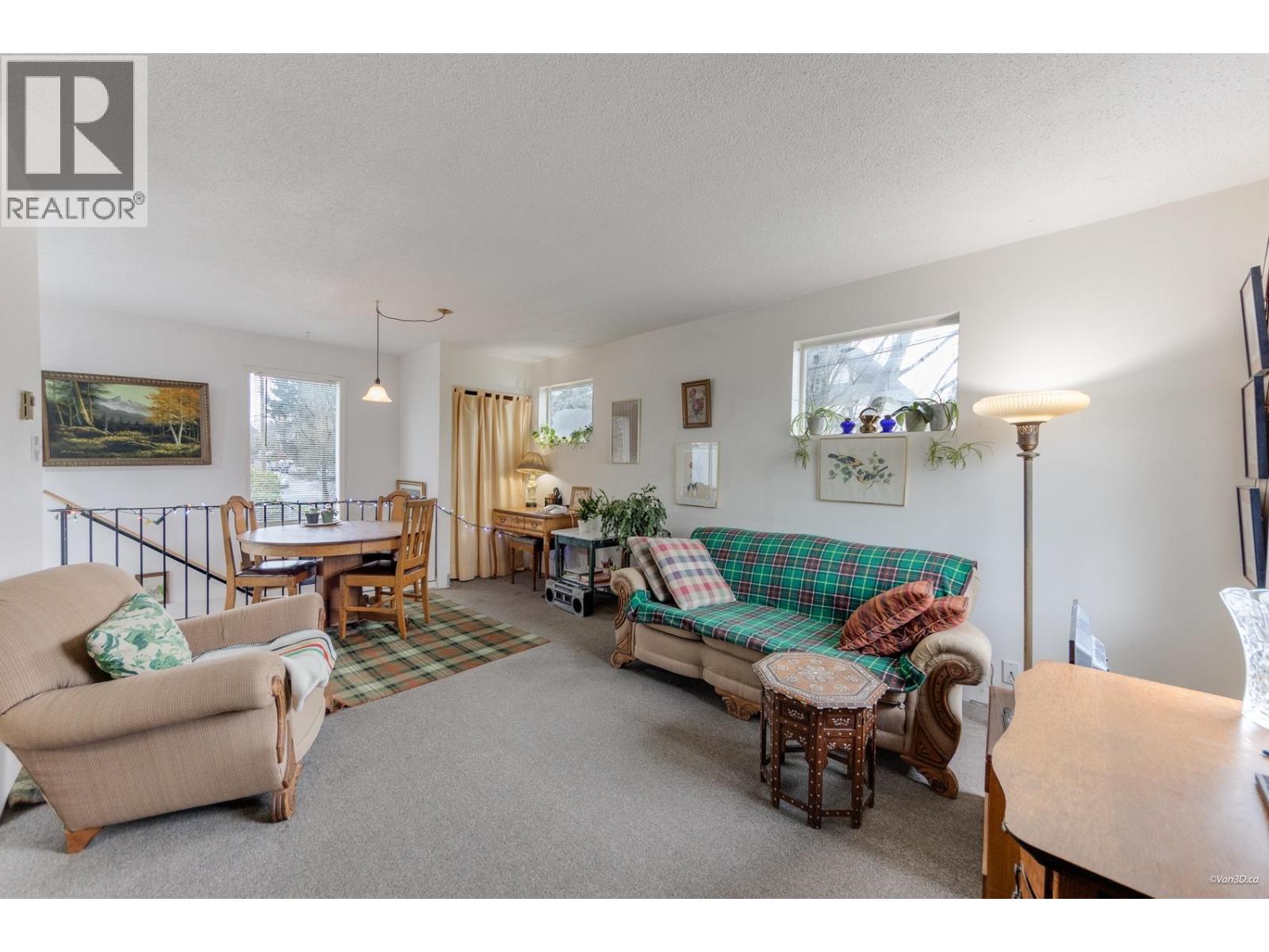 304 E King Edward Avenue, Vancouver, British Columbia  V5V 2C5 - Photo 4 - R3090458