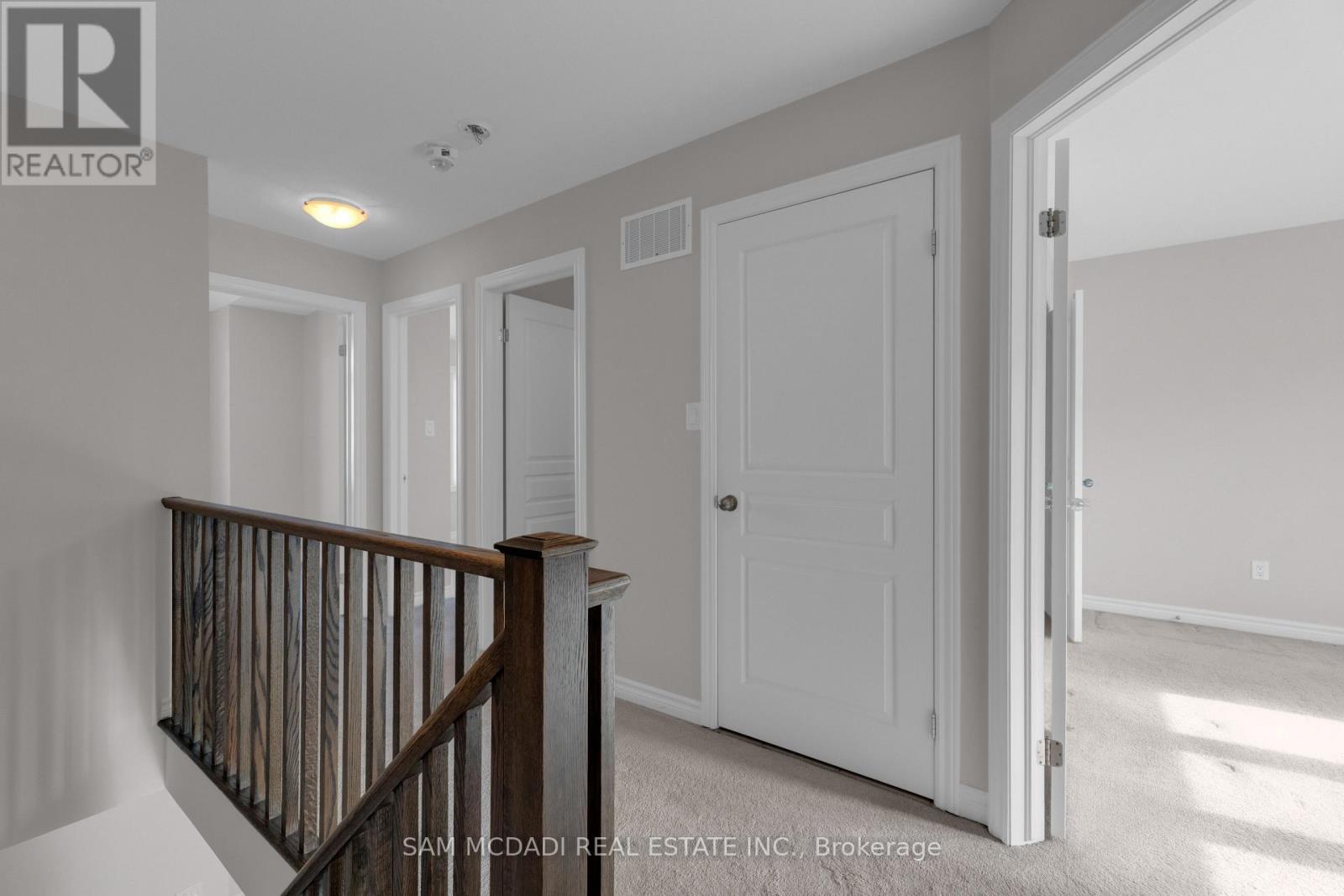 6 Mayland Trail, Hamilton, Ontario  L8J 0G4 - Photo 14 - X12778738