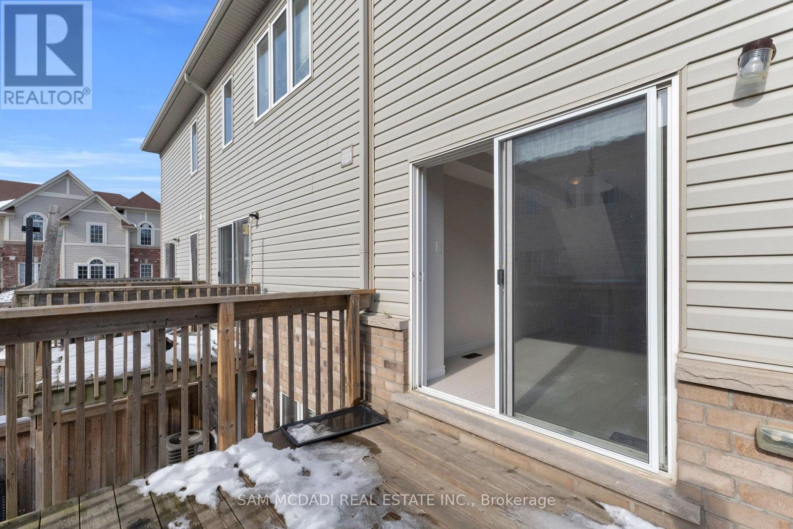 6 Mayland Trail, Hamilton, Ontario  L8J 0G4 - Photo 11 - X12778738