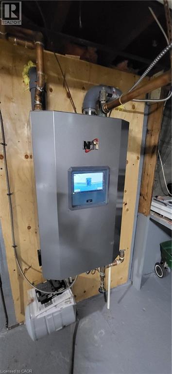 196 Ross Street, Welland, Ontario  L3B 2N3 - Photo 6 - 40803252