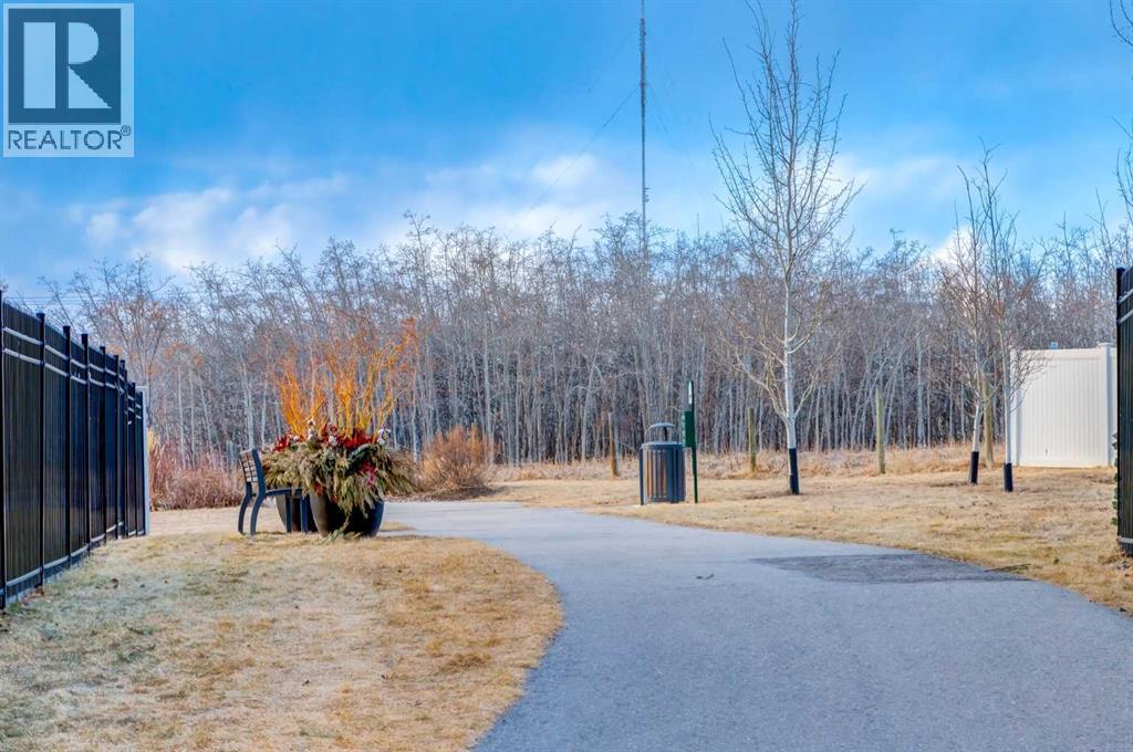 19 West Grove Place Sw, Calgary, Alberta  T3H 1Z4 - Photo 49 - A2246398