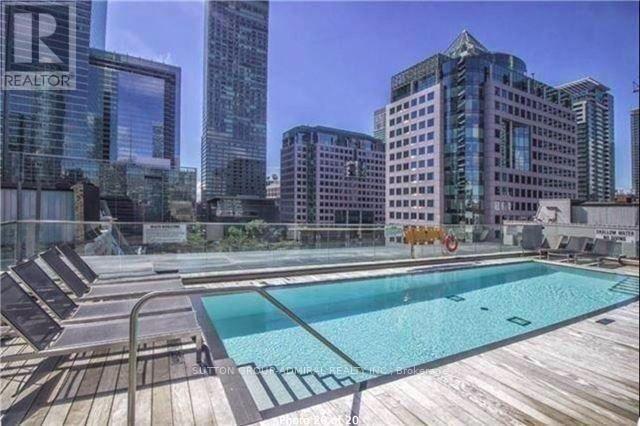 1405 - 224 King Street, Toronto, Ontario M5V 1H8 - Photo 8 - C12794508