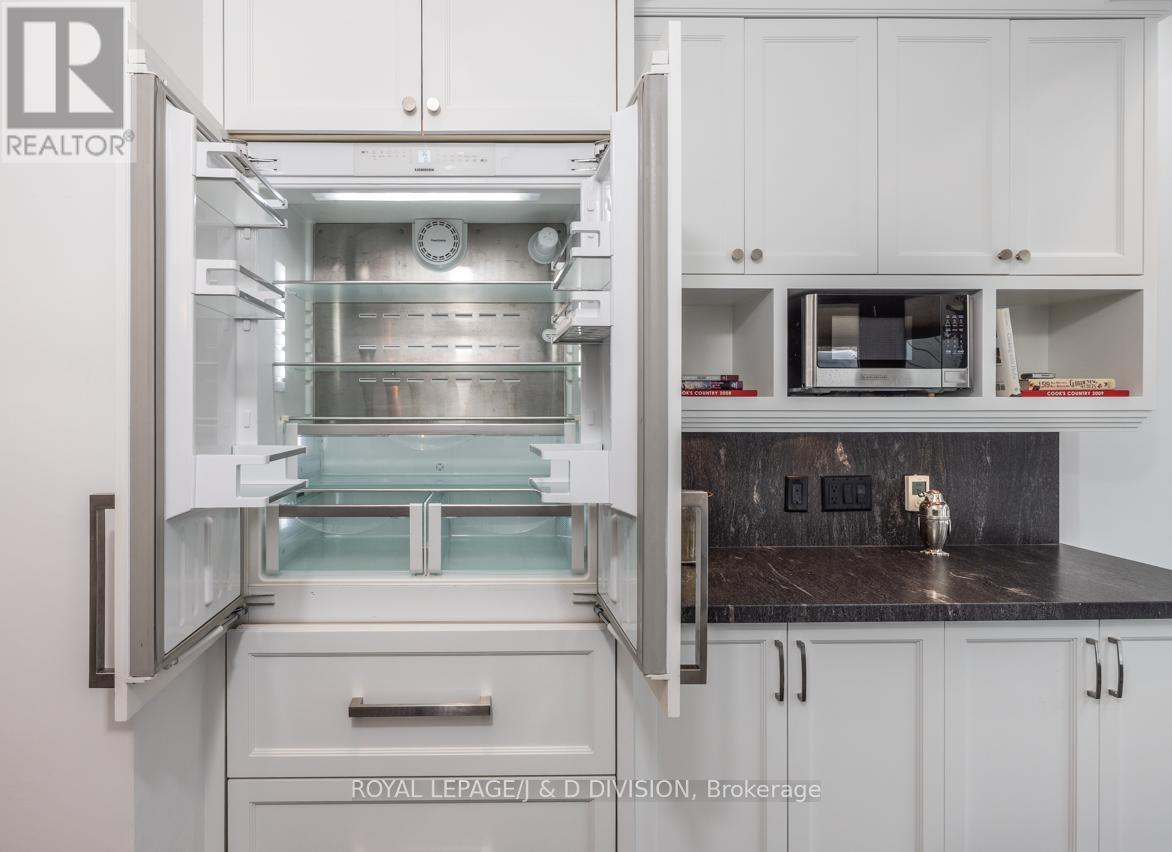 36 Gibson Avenue, Toronto, Ontario  M5R 1T5 - Photo 17 - C12794600