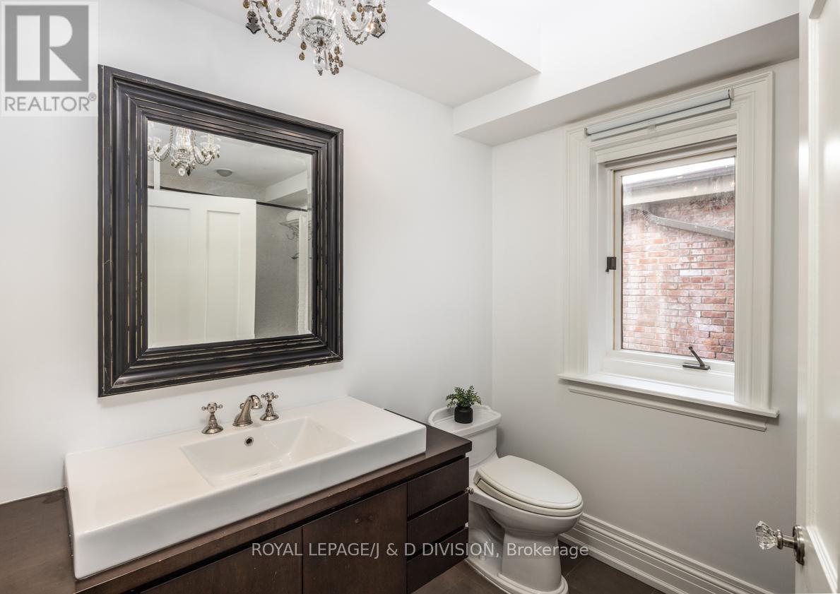 36 Gibson Avenue, Toronto, Ontario  M5R 1T5 - Photo 23 - C12794600