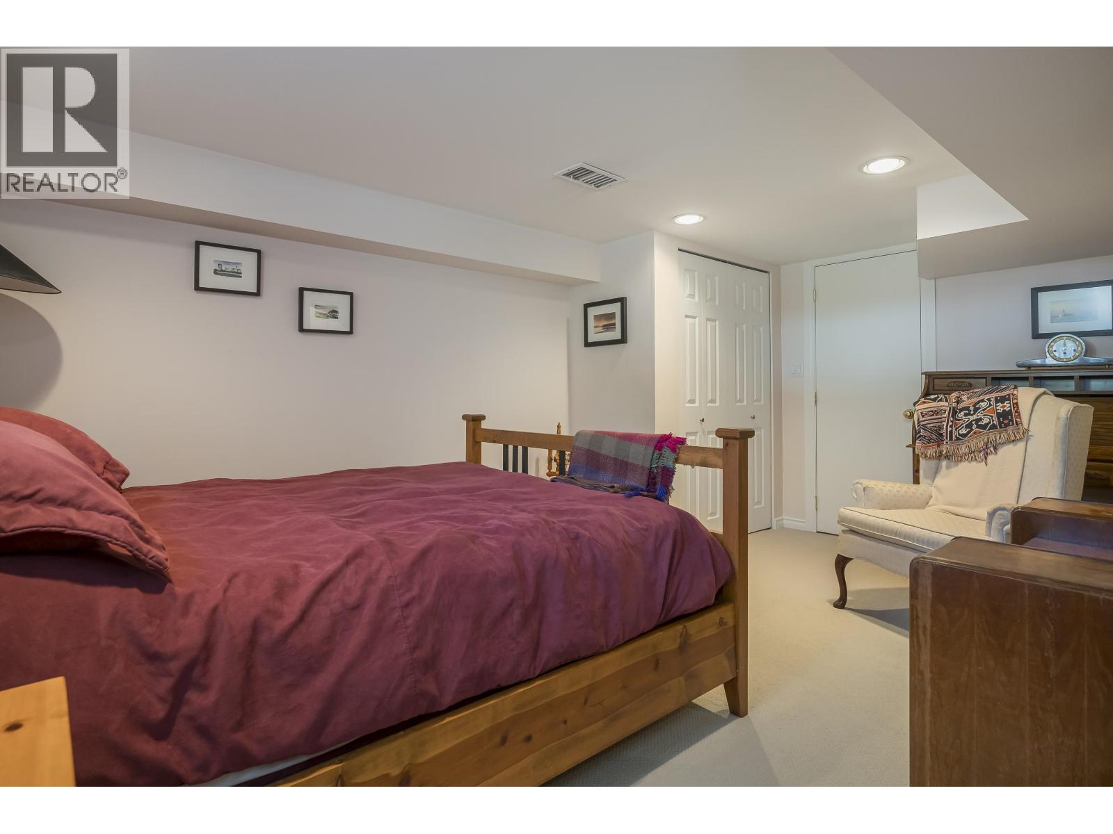 541 Cochrane Avenue, Coquitlam, British Columbia  V3J 2A3 - Photo 28 - R3090326