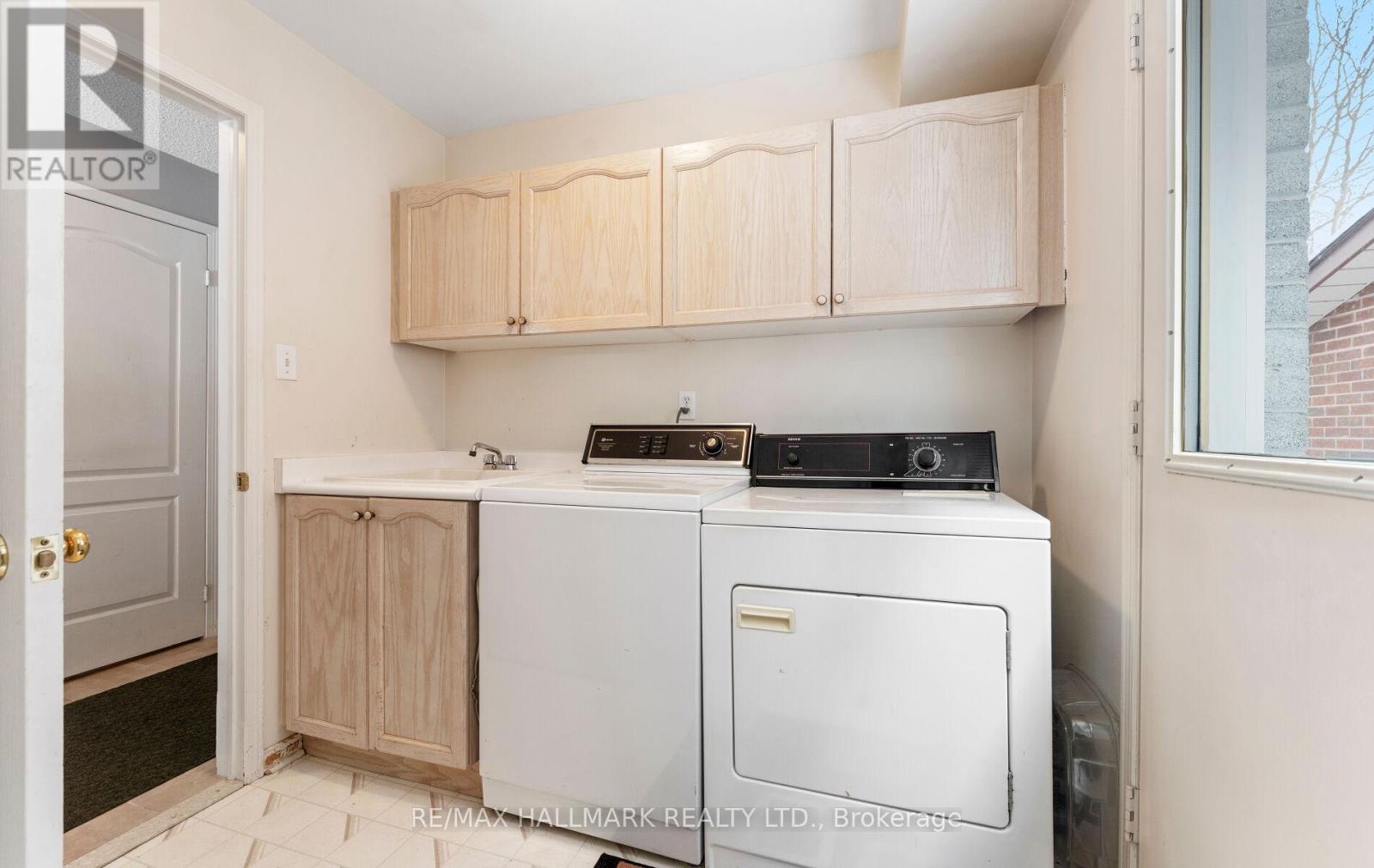 2004 Blairwood Court, Pickering, Ontario  L1X 2S3 - Photo 27 - E12794578