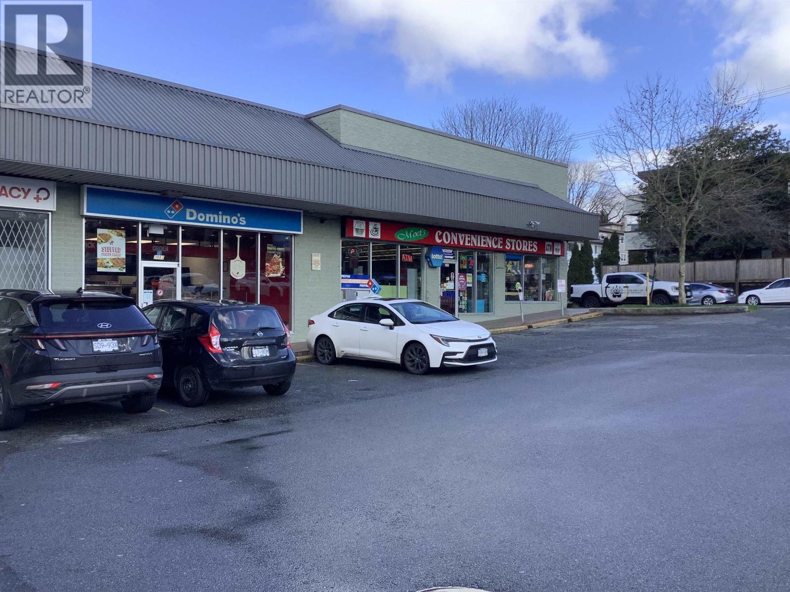 301 16 Lakewood Drive, Vancouver, British Columbia  V5L 4L1 - Photo 3 - R3089298