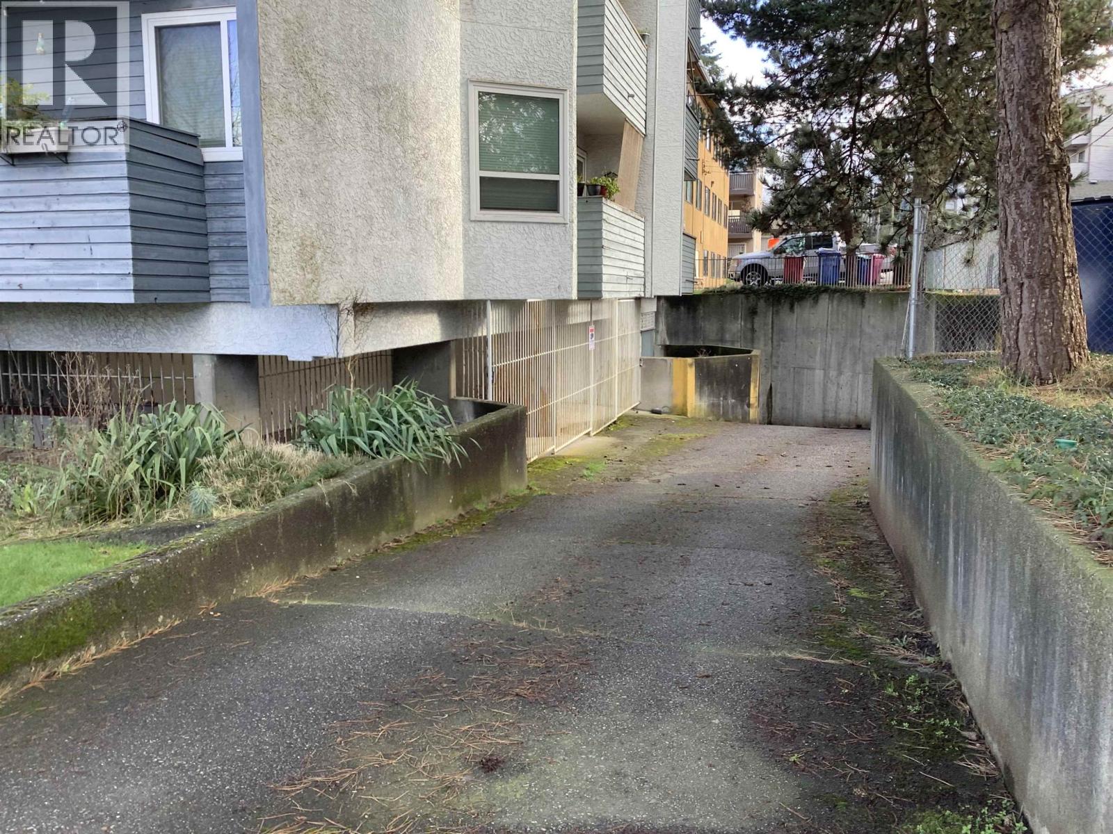 301 16 Lakewood Drive, Vancouver, British Columbia  V5L 4L1 - Photo 10 - R3089298