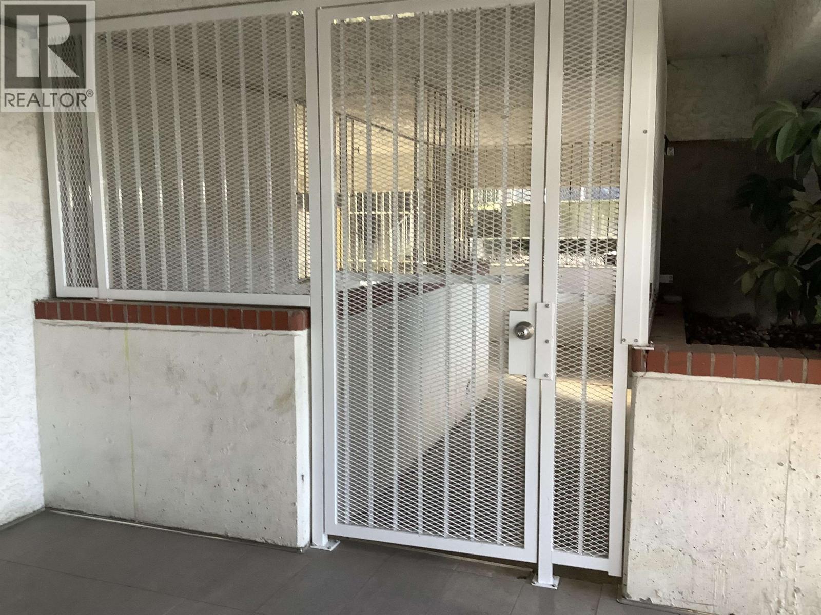 301 16 Lakewood Drive, Vancouver, British Columbia  V5L 4L1 - Photo 9 - R3089298