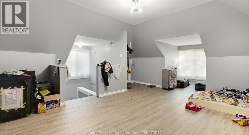 3092 Sandwich Unit# Upper, Windsor, Ontario N9C 1A4 - Photo 7 - 26003359