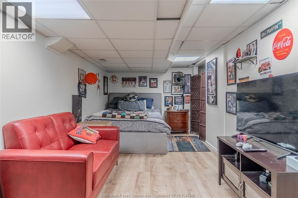 2477 Mark Avenue, Windsor, Ontario  N9E 2W2 - Photo 21 - 26003321