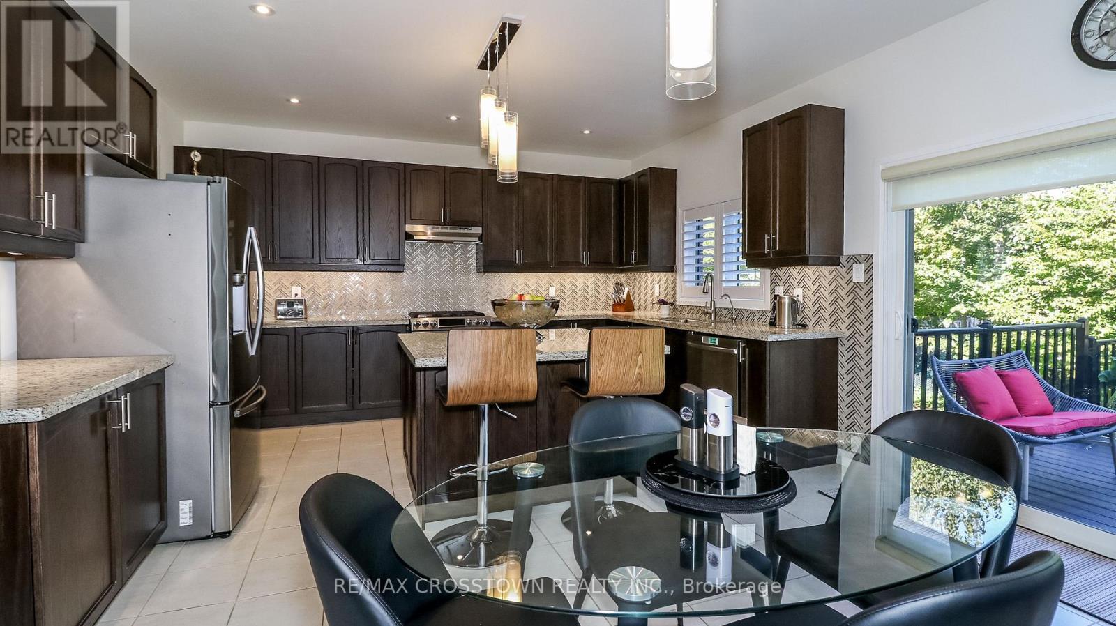 1709 Emberton Way, Innisfil, Ontario  L9S 0N4 - Photo 10 - N12794528